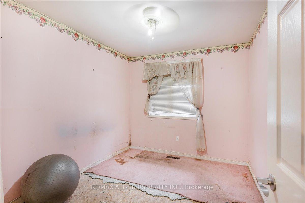 Photo 15 of 96 Riverglen Drive, Georgina, Keswick South — HOMEH