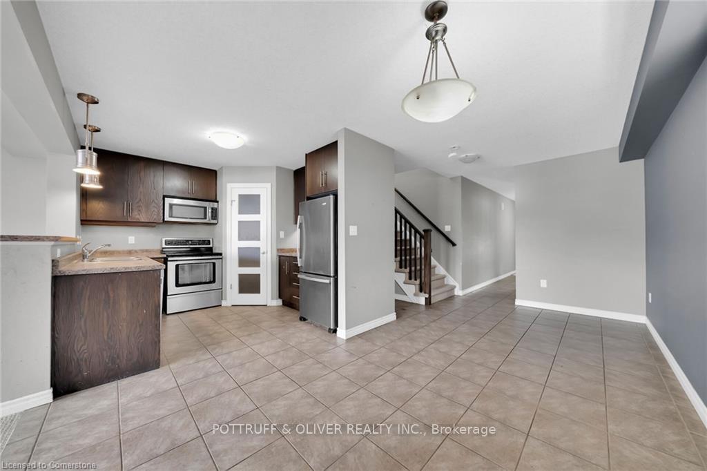 Photo 3 of 69 Curzon Crescent, Guelph, Willow West/Sugarbush/West Acres — HOMEH