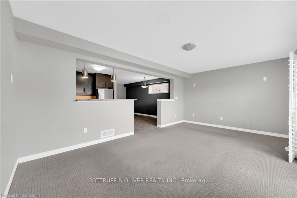 Photo 5 of 69 Curzon Crescent, Guelph, Willow West/Sugarbush/West Acres — HOMEH
