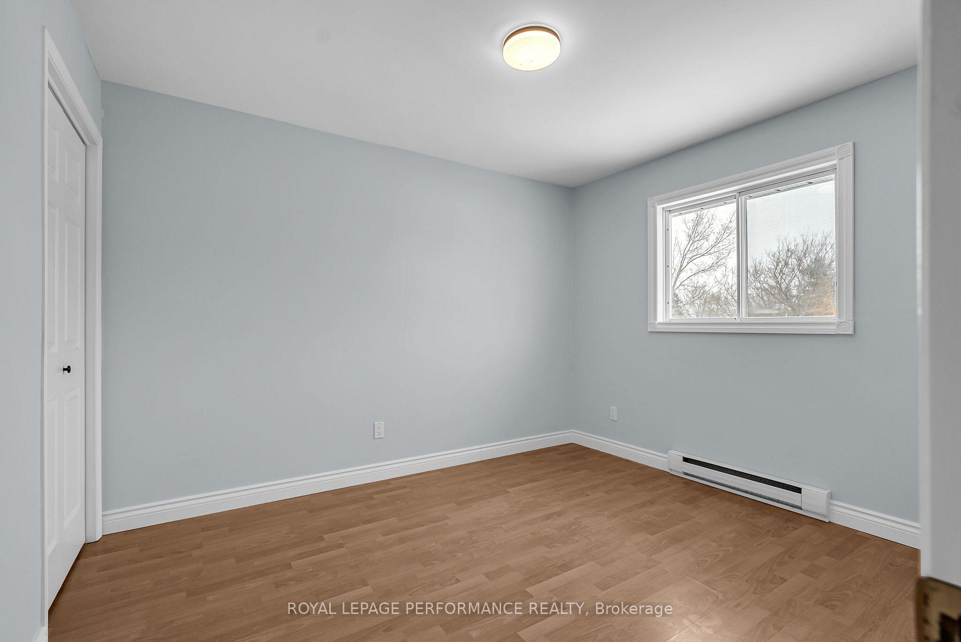 Photo 22 of 168 Ellen Avenue S, Cornwall — HOMEH