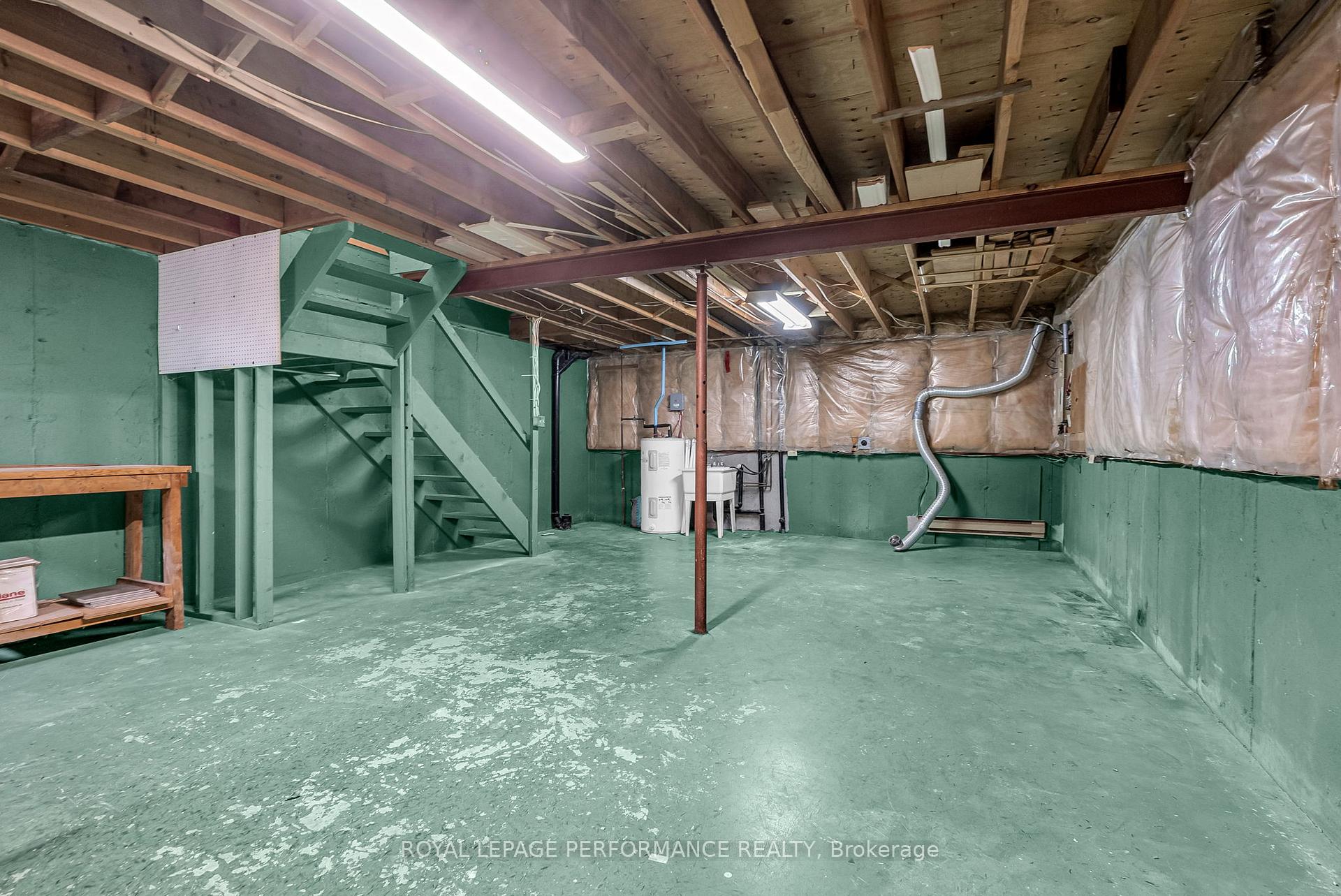 Photo 25 of 168 Ellen Avenue S, Cornwall — HOMEH