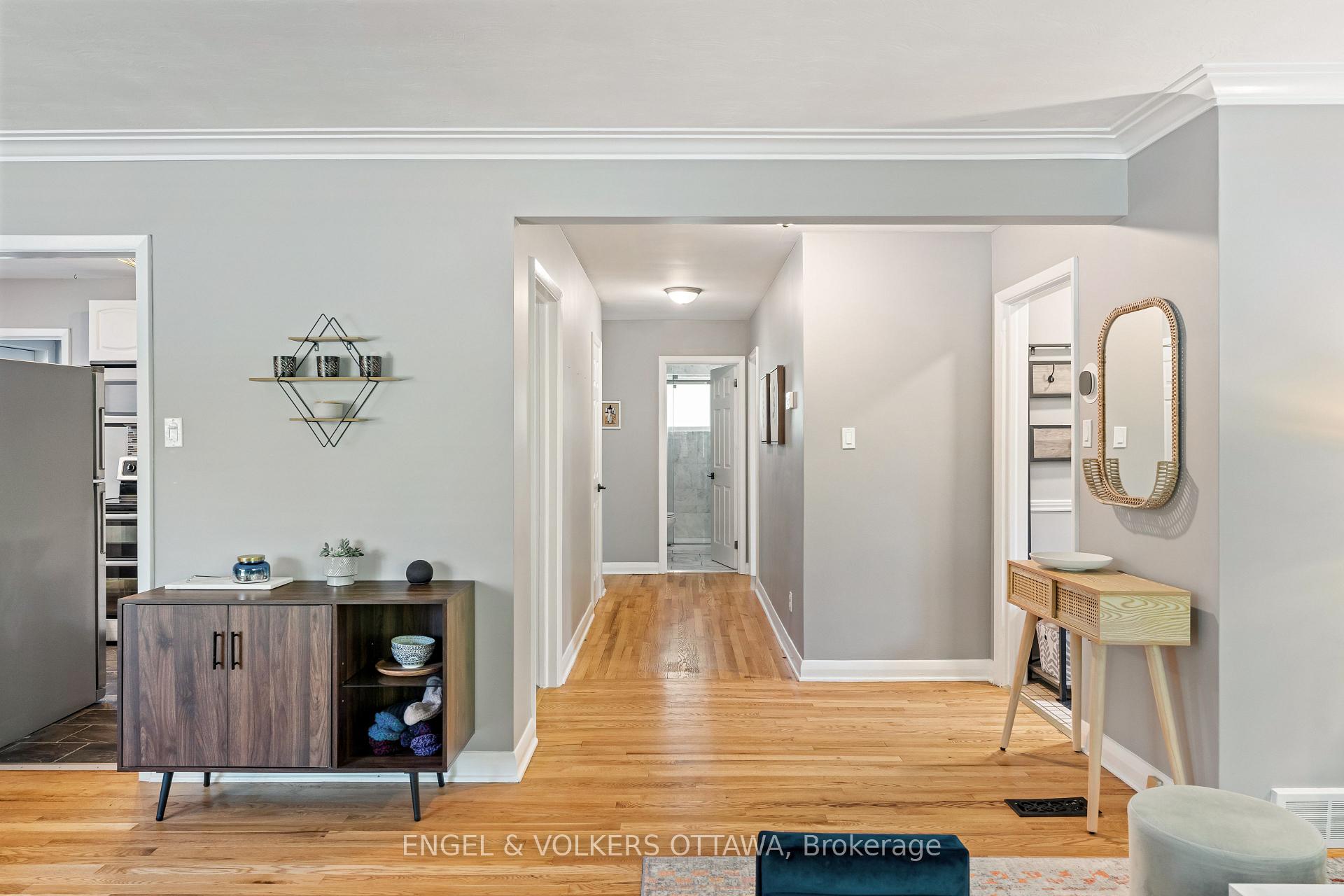 Photo 8 of 2097 Neepawa Avenue, Ottawa, Carlingwood — HOMEH