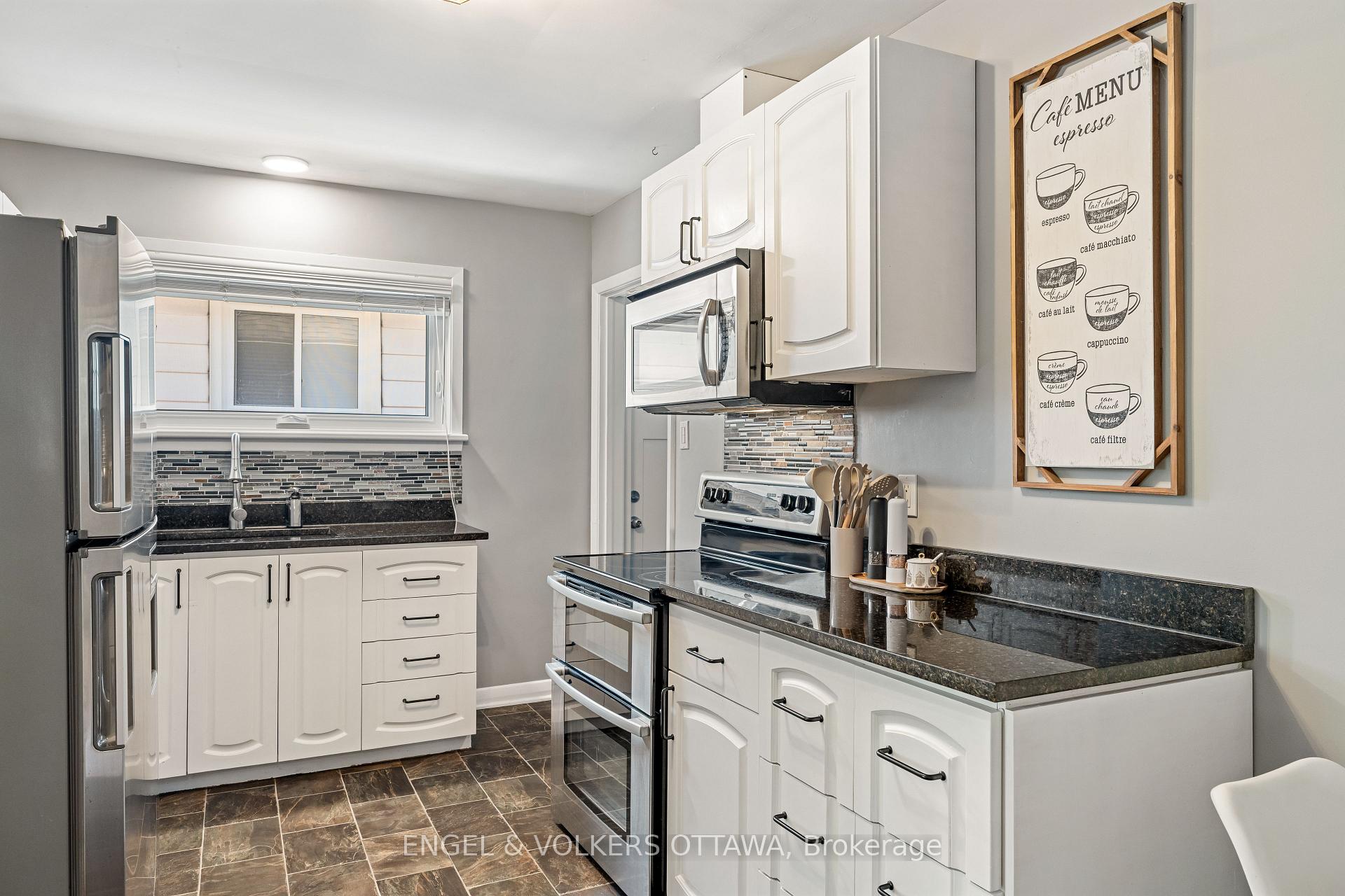 Photo 10 of 2097 Neepawa Avenue, Ottawa, Carlingwood — HOMEH