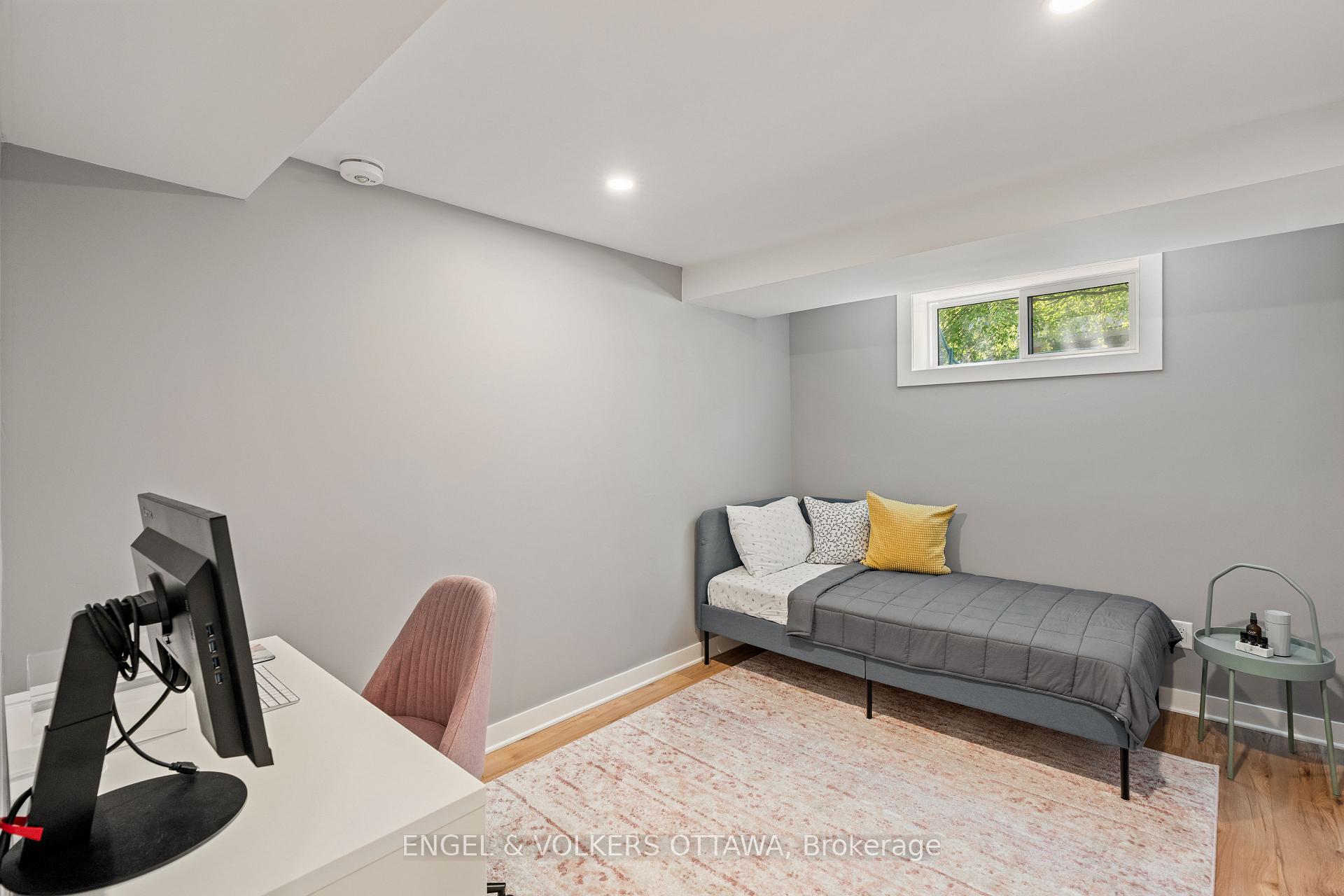Photo 30 of 2097 Neepawa Avenue, Ottawa, Carlingwood — HOMEH