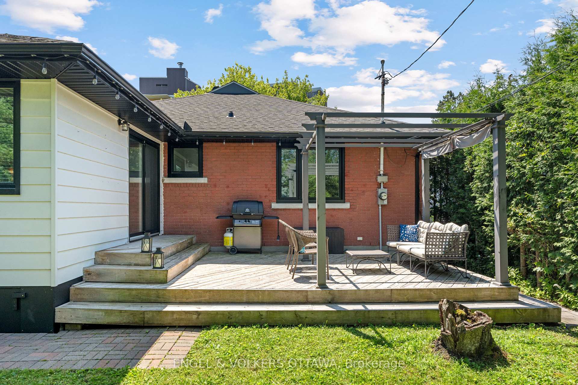 Photo 37 of 2097 Neepawa Avenue, Ottawa, Carlingwood — HOMEH