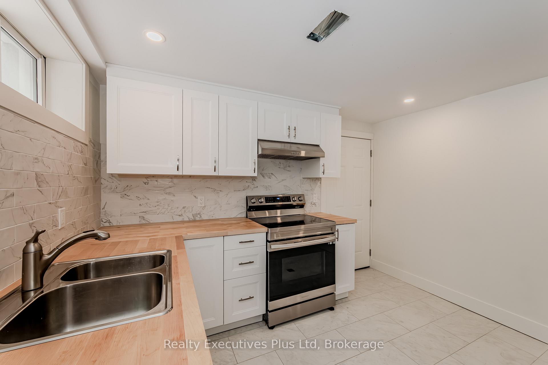 Photo 38 of 184 Grove Street, Guelph, St. George's — HOMEH