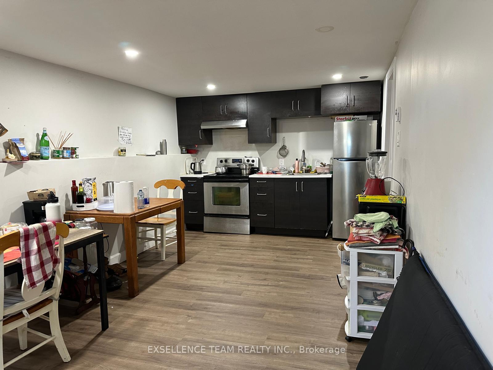 Photo 10 of 704 Montcalm Court, Cornwall — HOMEH
