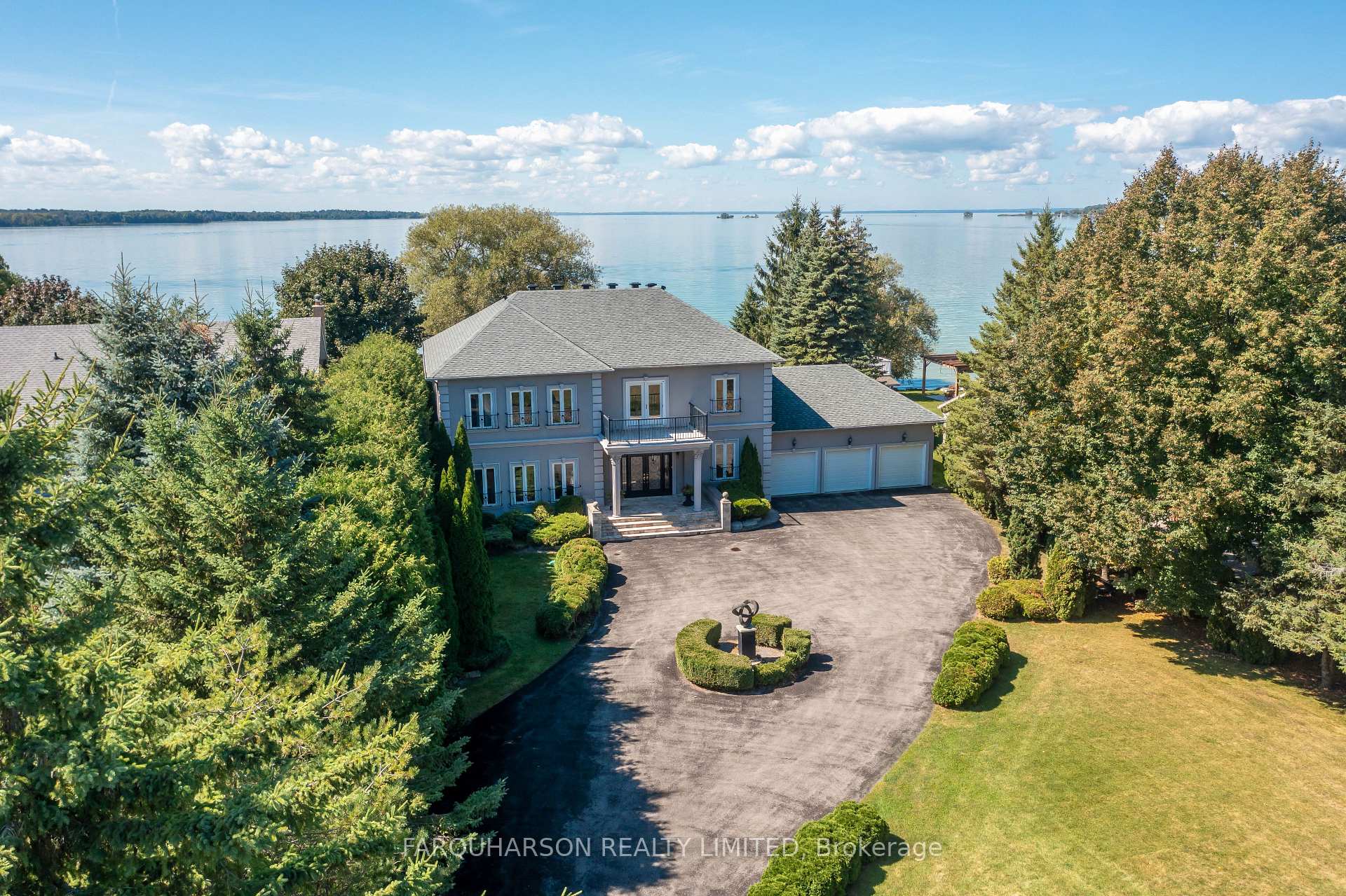 Photo 3 of 284 Duclos Point Road, Georgina, Pefferlaw — HOMEH