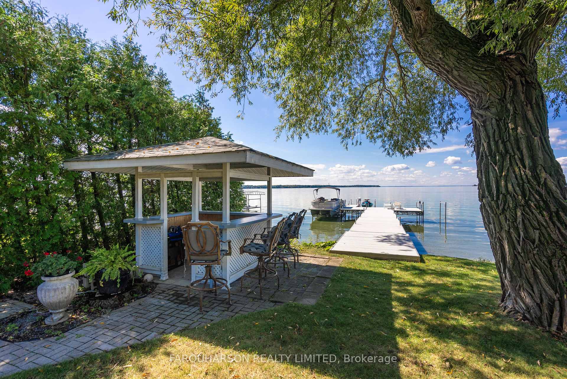 Photo 34 of 284 Duclos Point Road, Georgina, Pefferlaw — HOMEH