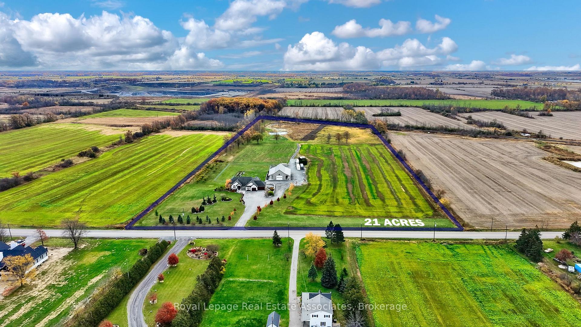 Photo 2 of 1130 Ridge Road, Hamilton, Rural Stoney Creek — HOMEH