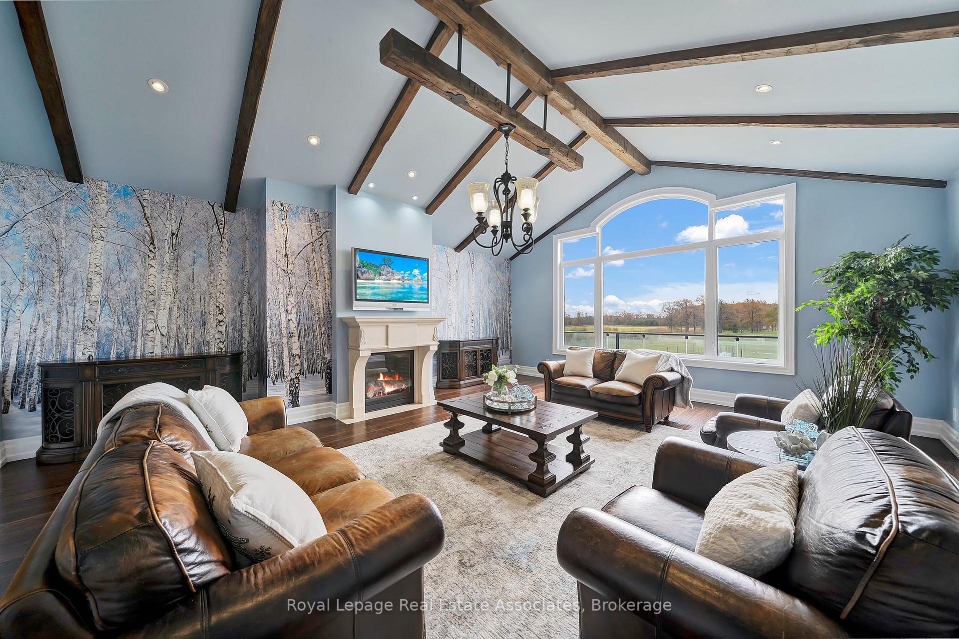 Photo 6 of 1130 Ridge Road, Hamilton, Rural Stoney Creek — HOMEH