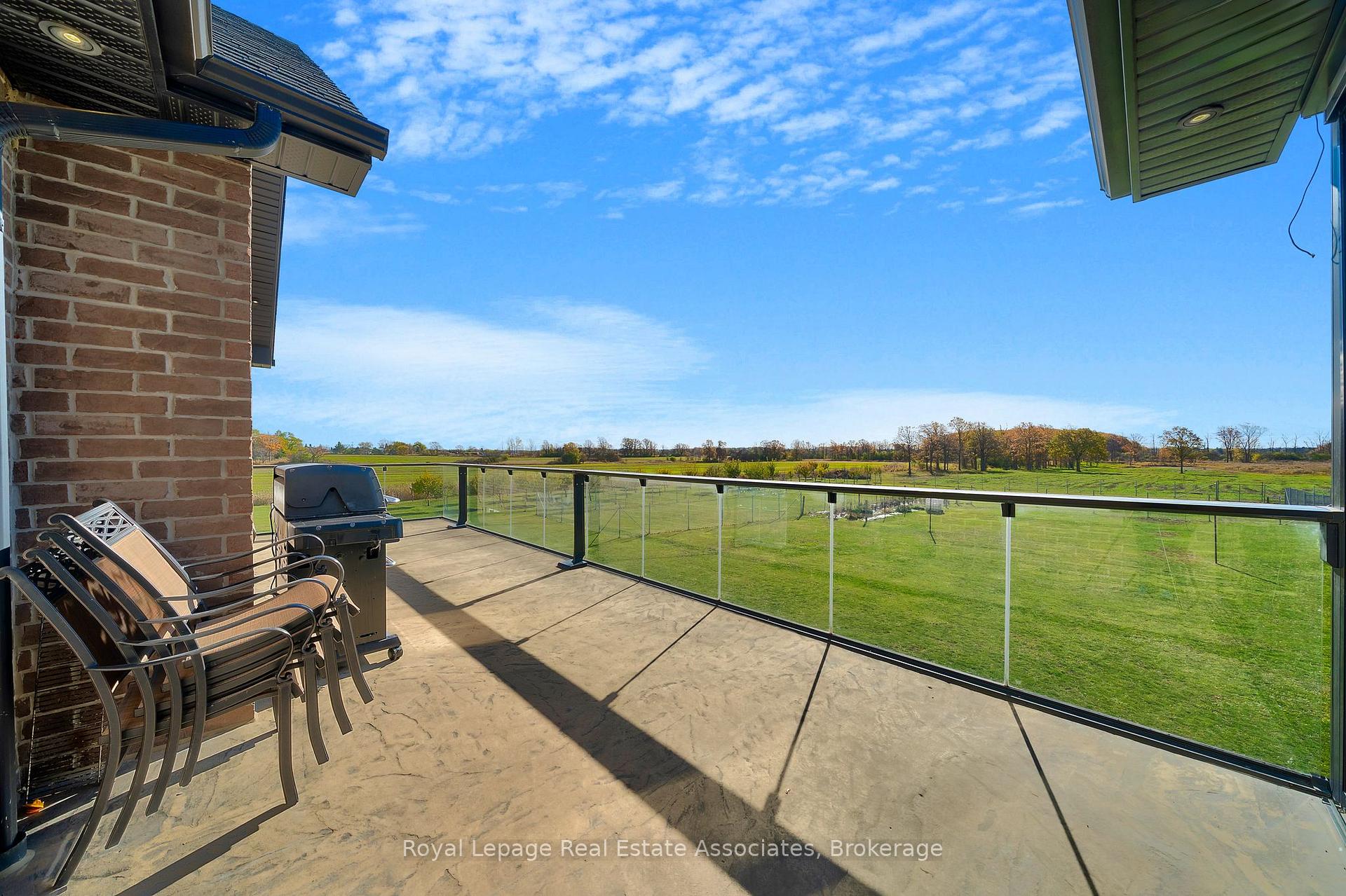 Photo 19 of 1130 Ridge Road, Hamilton, Rural Stoney Creek — HOMEH