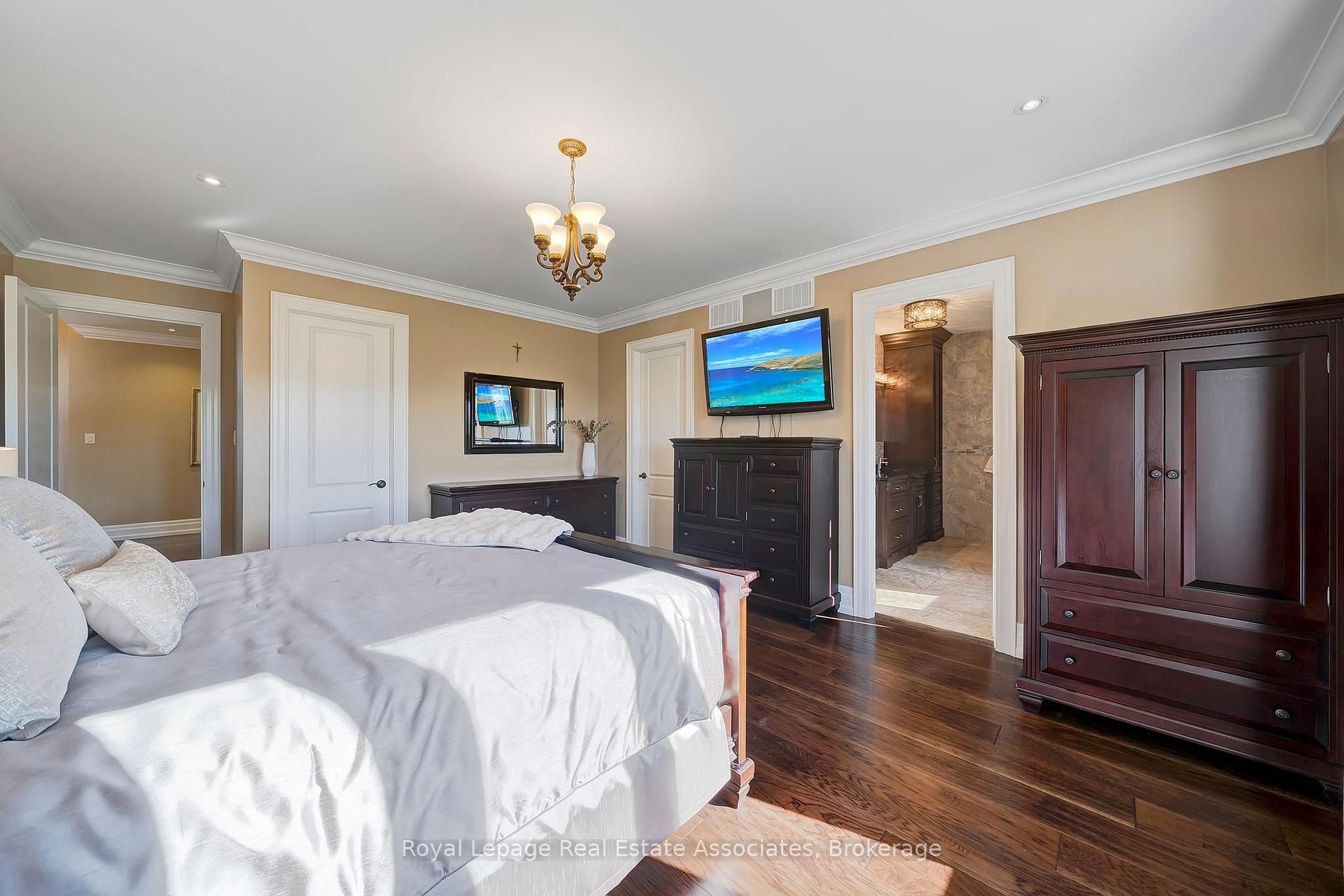 Photo 23 of 1130 Ridge Road, Hamilton, Rural Stoney Creek — HOMEH