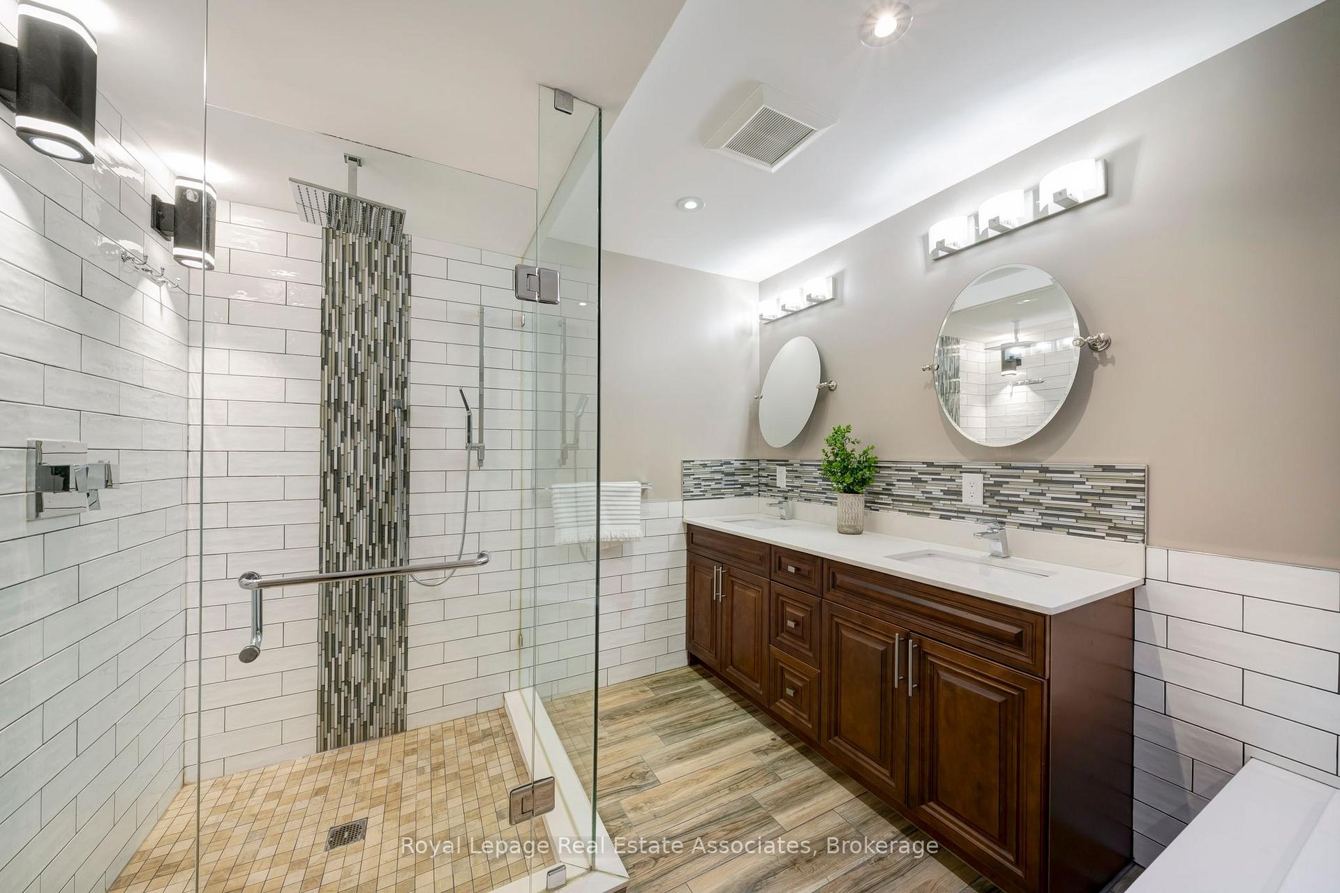 Photo 32 of 1130 Ridge Road, Hamilton, Rural Stoney Creek — HOMEH