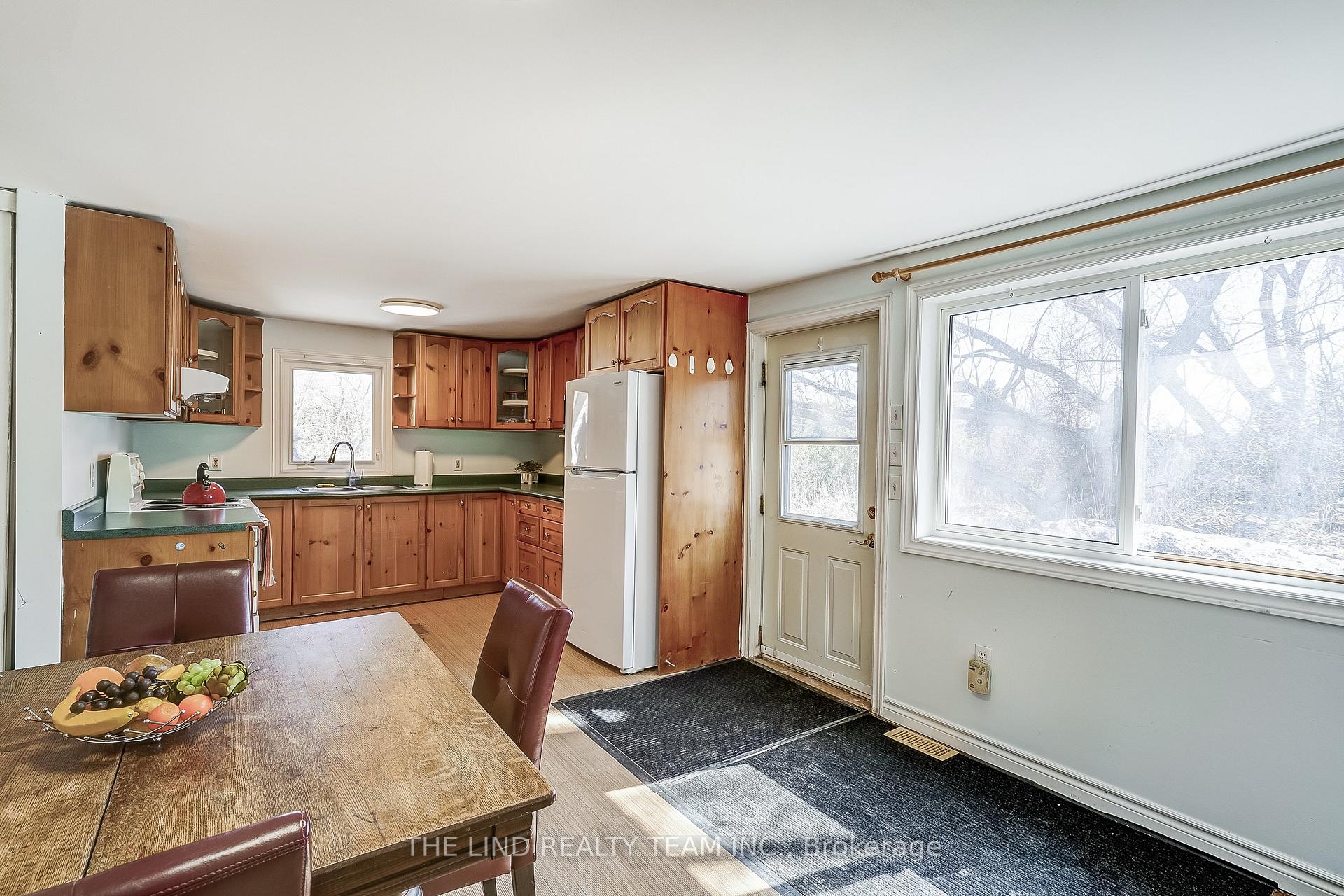 Photo 3 of 606 Catering Road, Georgina, Sutton & Jackson's Point — HOMEH