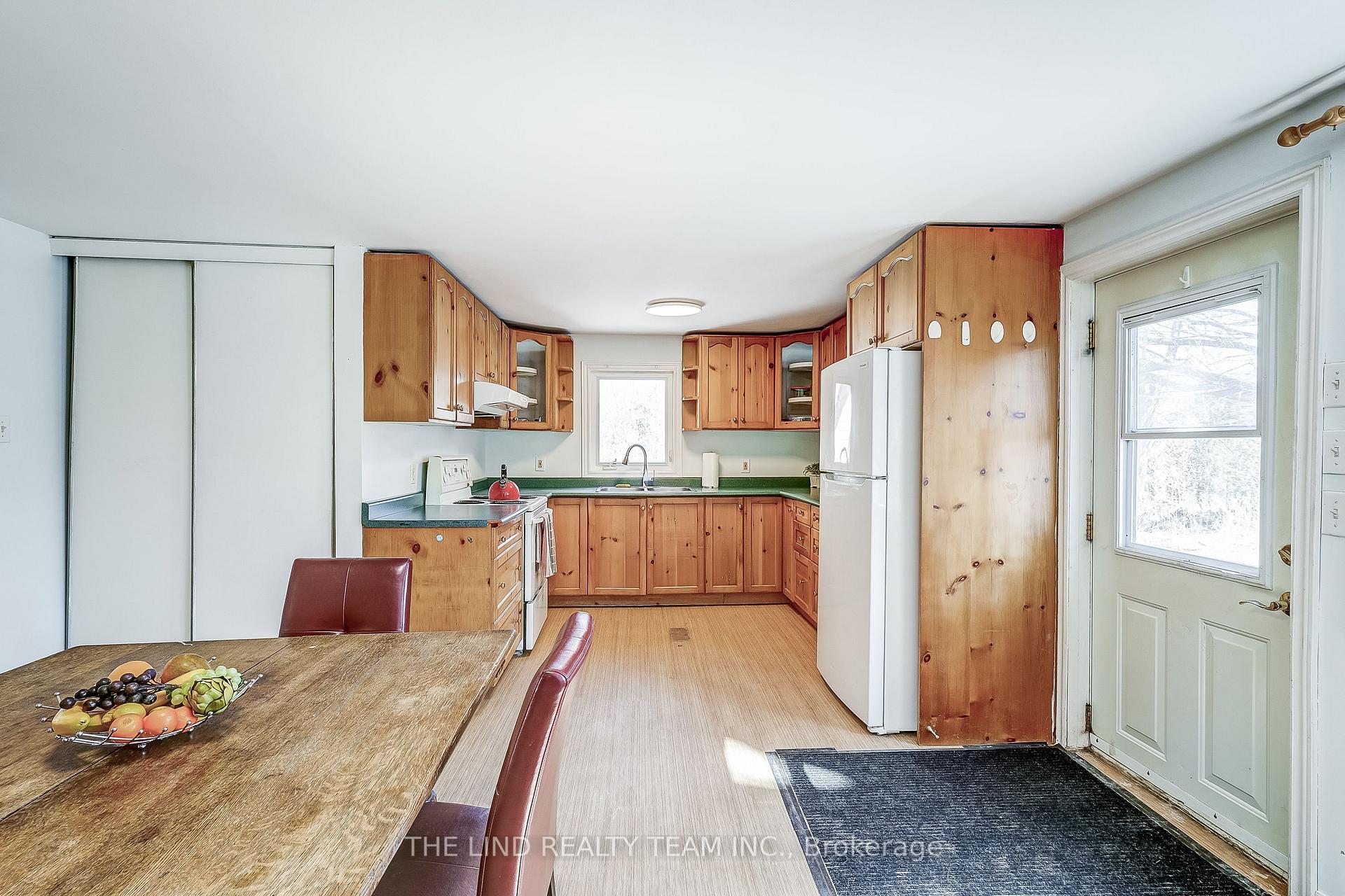 Photo 4 of 606 Catering Road, Georgina, Sutton & Jackson's Point — HOMEH