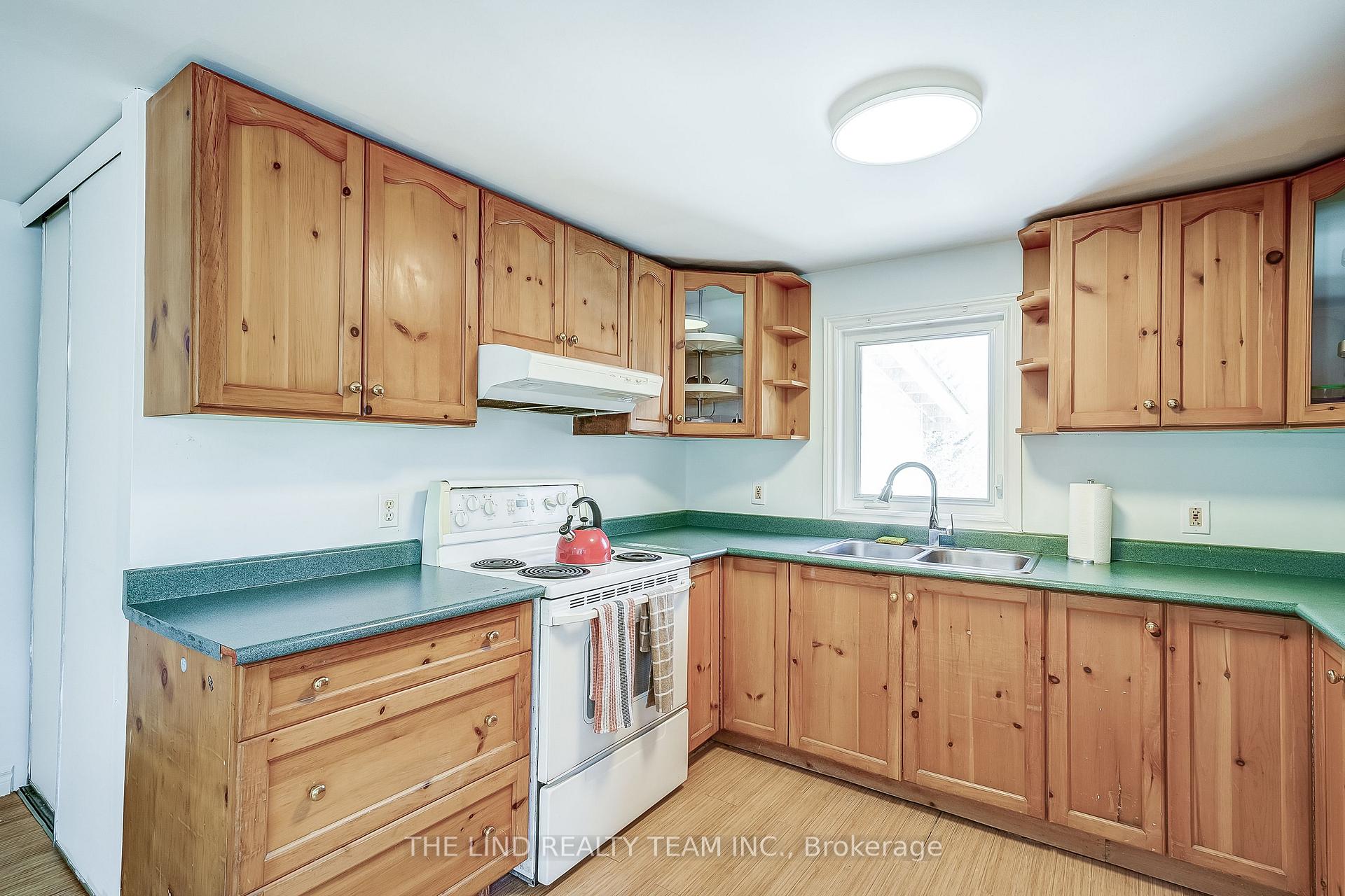 Photo 8 of 606 Catering Road, Georgina, Sutton & Jackson's Point — HOMEH