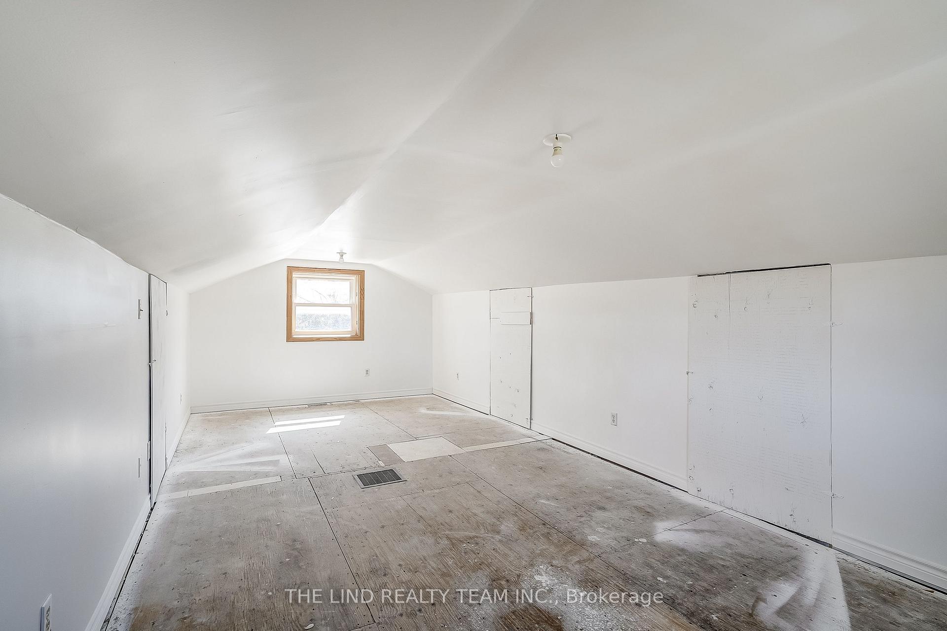 Photo 25 of 606 Catering Road, Georgina, Sutton & Jackson's Point — HOMEH