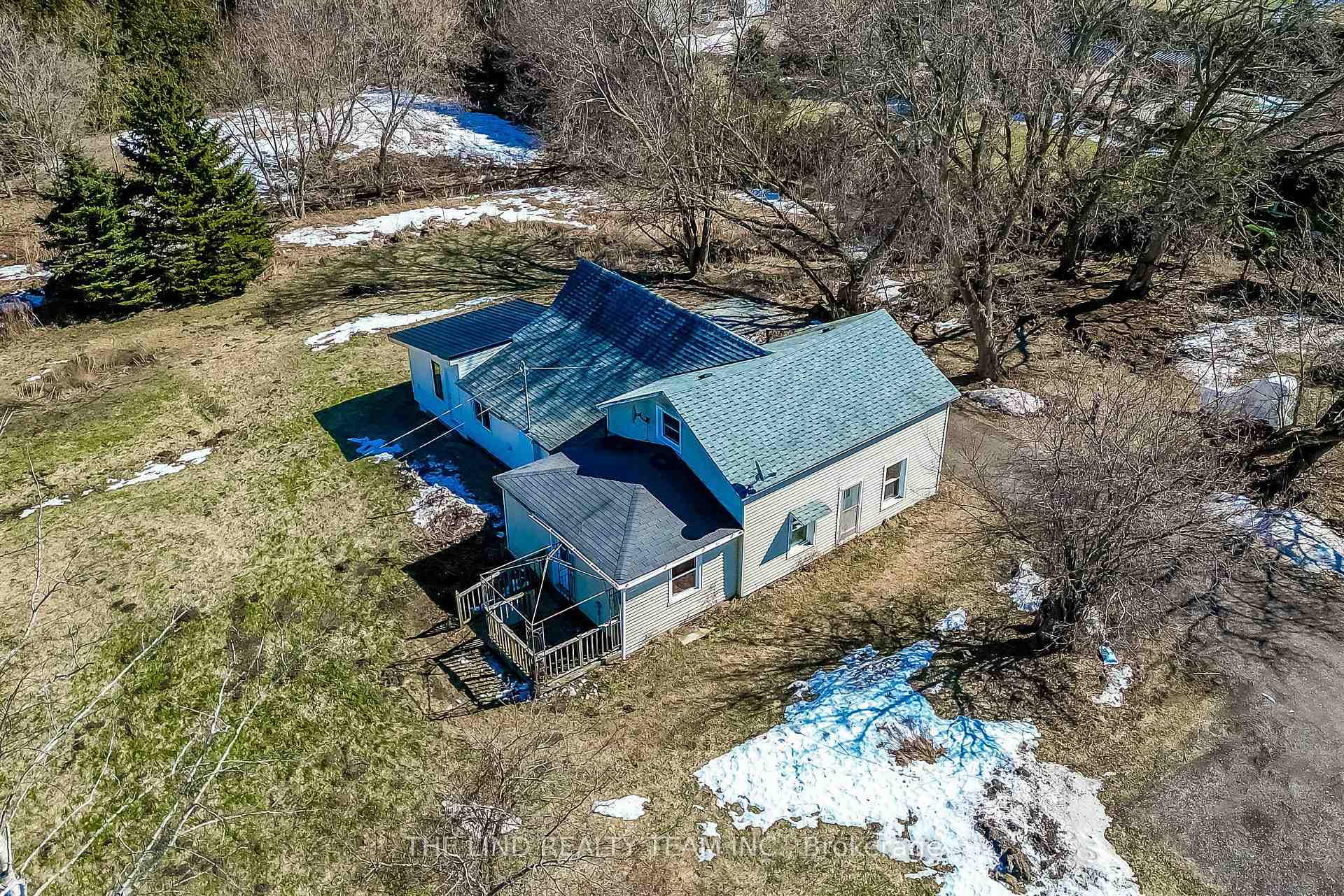 Photo 42 of 606 Catering Road, Georgina, Sutton & Jackson's Point — HOMEH