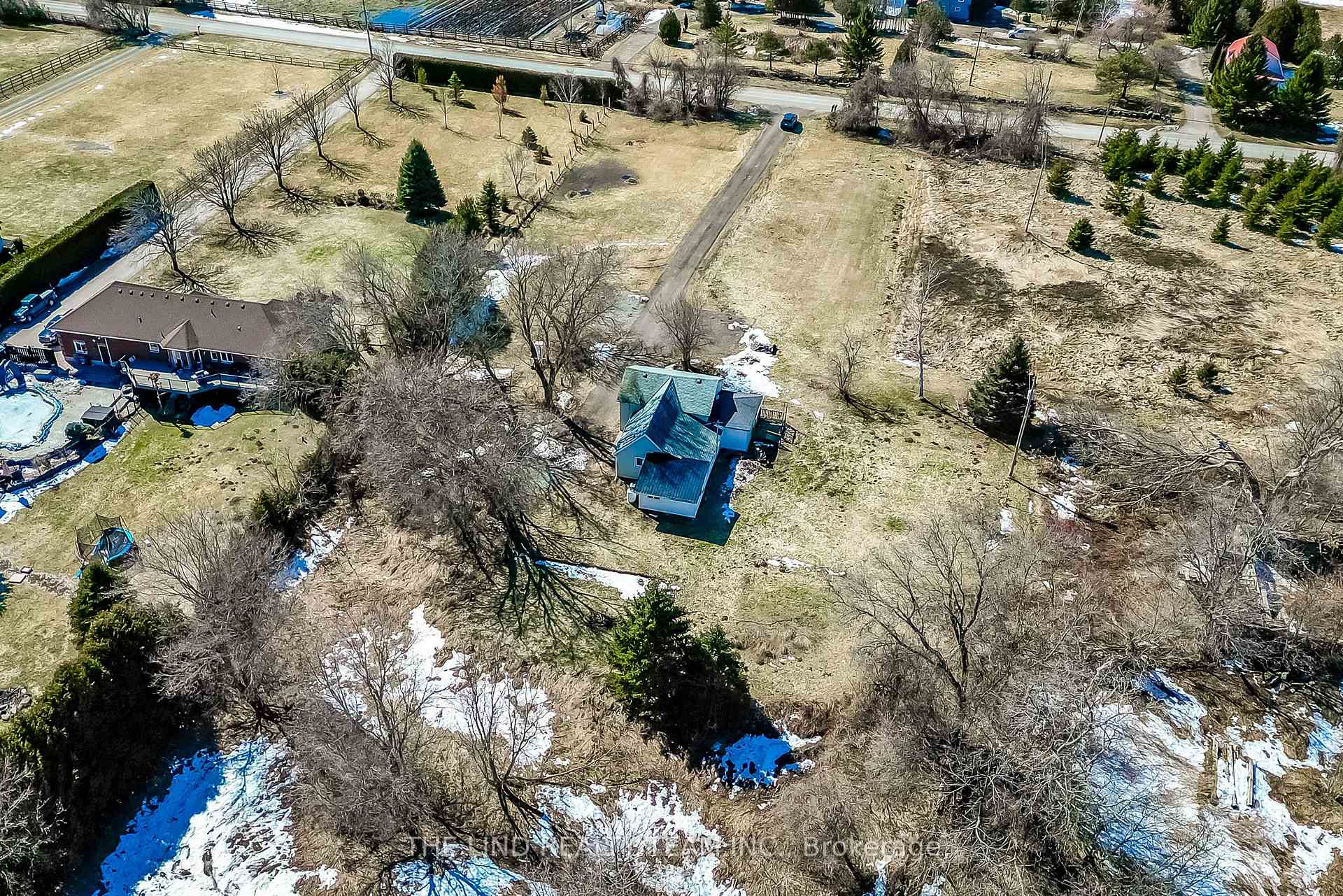 Photo 45 of 606 Catering Road, Georgina, Sutton & Jackson's Point — HOMEH