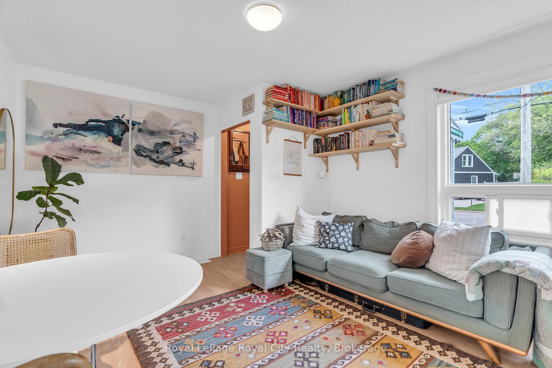 Photo 10 of 113 Memorial Crescent, Guelph, Junction/Onward Willow — HOMEH