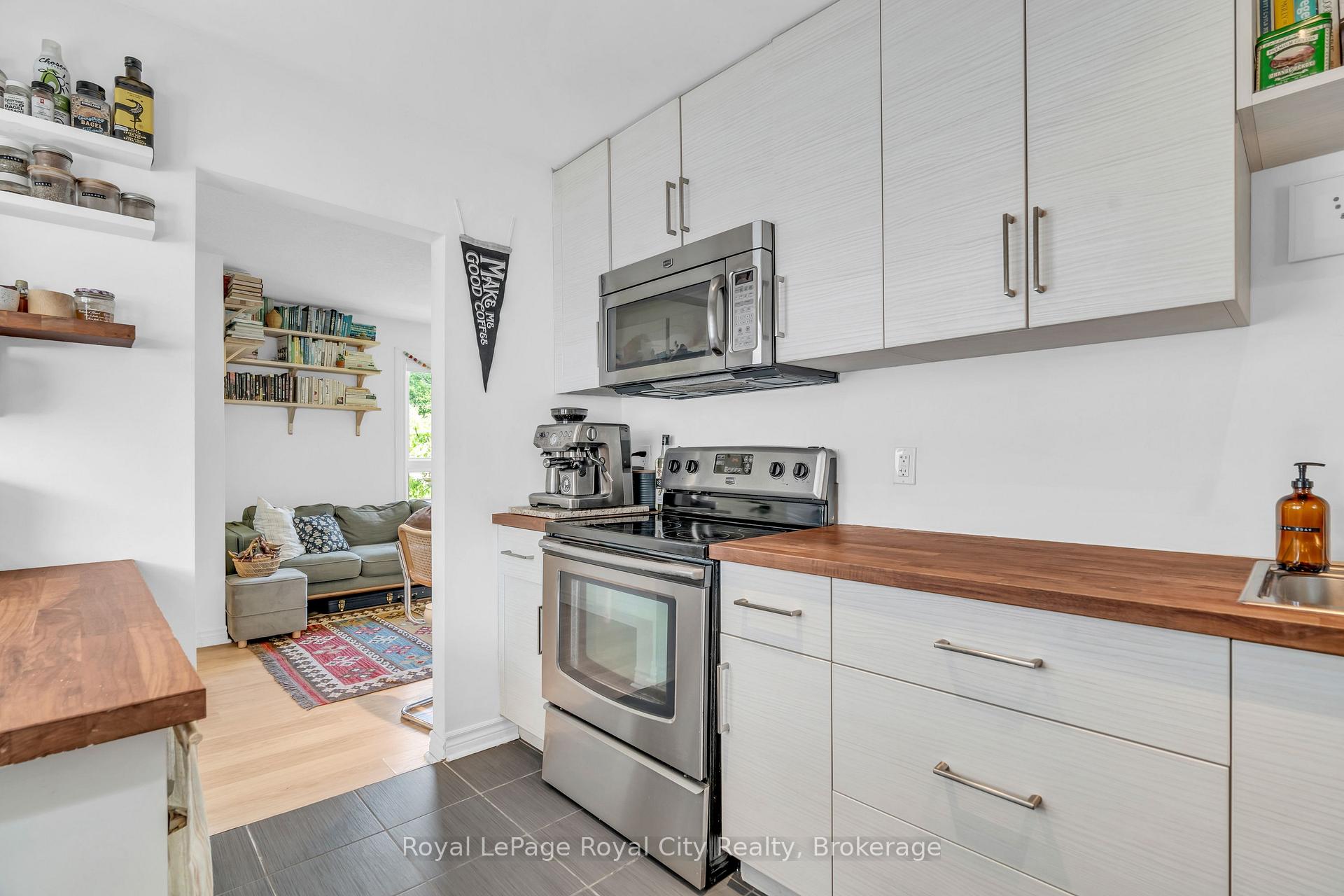 Photo 12 of 113 Memorial Crescent, Guelph, Junction/Onward Willow — HOMEH
