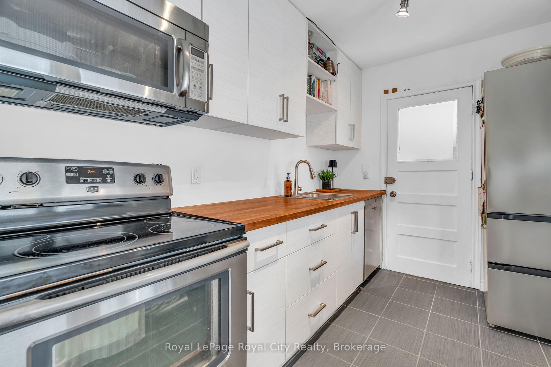 Photo 13 of 113 Memorial Crescent, Guelph, Junction/Onward Willow — HOMEH
