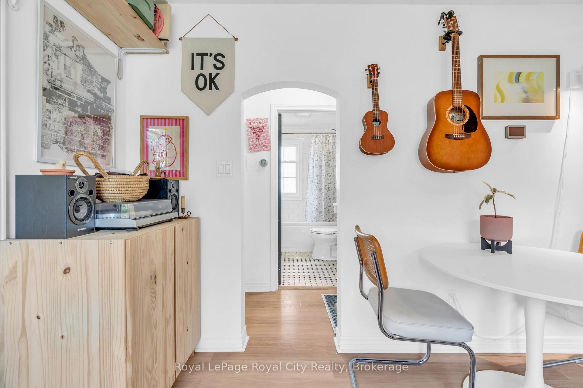 Photo 18 of 113 Memorial Crescent, Guelph, Junction/Onward Willow — HOMEH