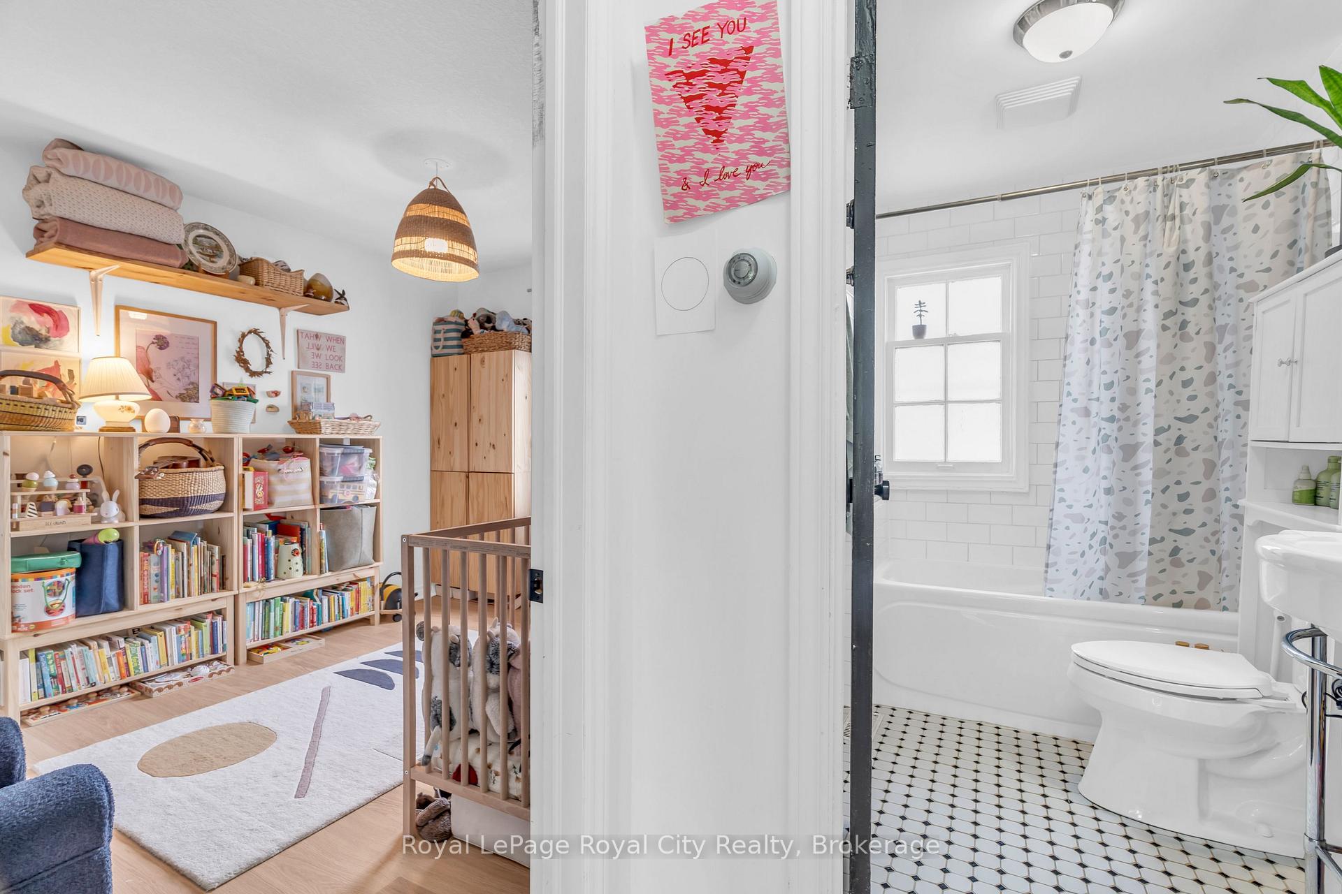 Photo 19 of 113 Memorial Crescent, Guelph, Junction/Onward Willow — HOMEH