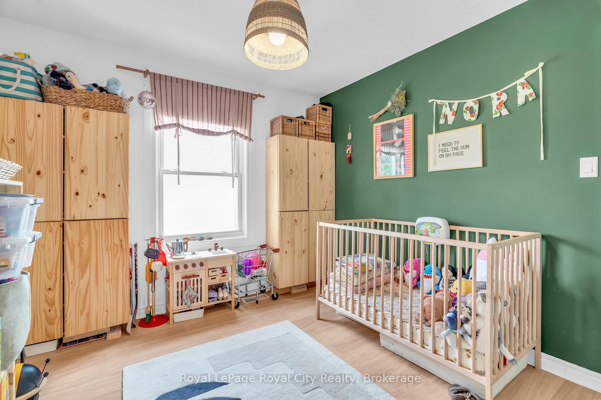 Photo 21 of 113 Memorial Crescent, Guelph, Junction/Onward Willow — HOMEH