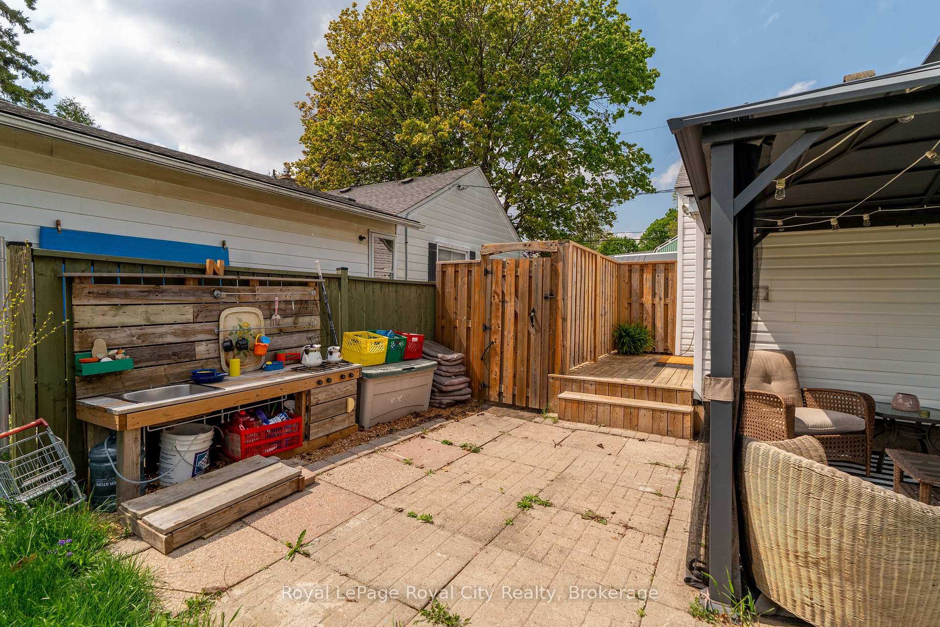 Photo 27 of 113 Memorial Crescent, Guelph, Junction/Onward Willow — HOMEH