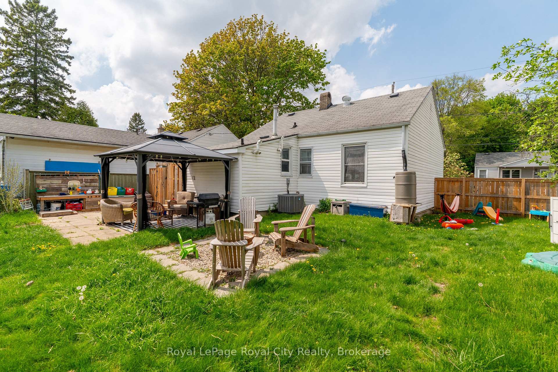 Photo 30 of 113 Memorial Crescent, Guelph, Junction/Onward Willow — HOMEH
