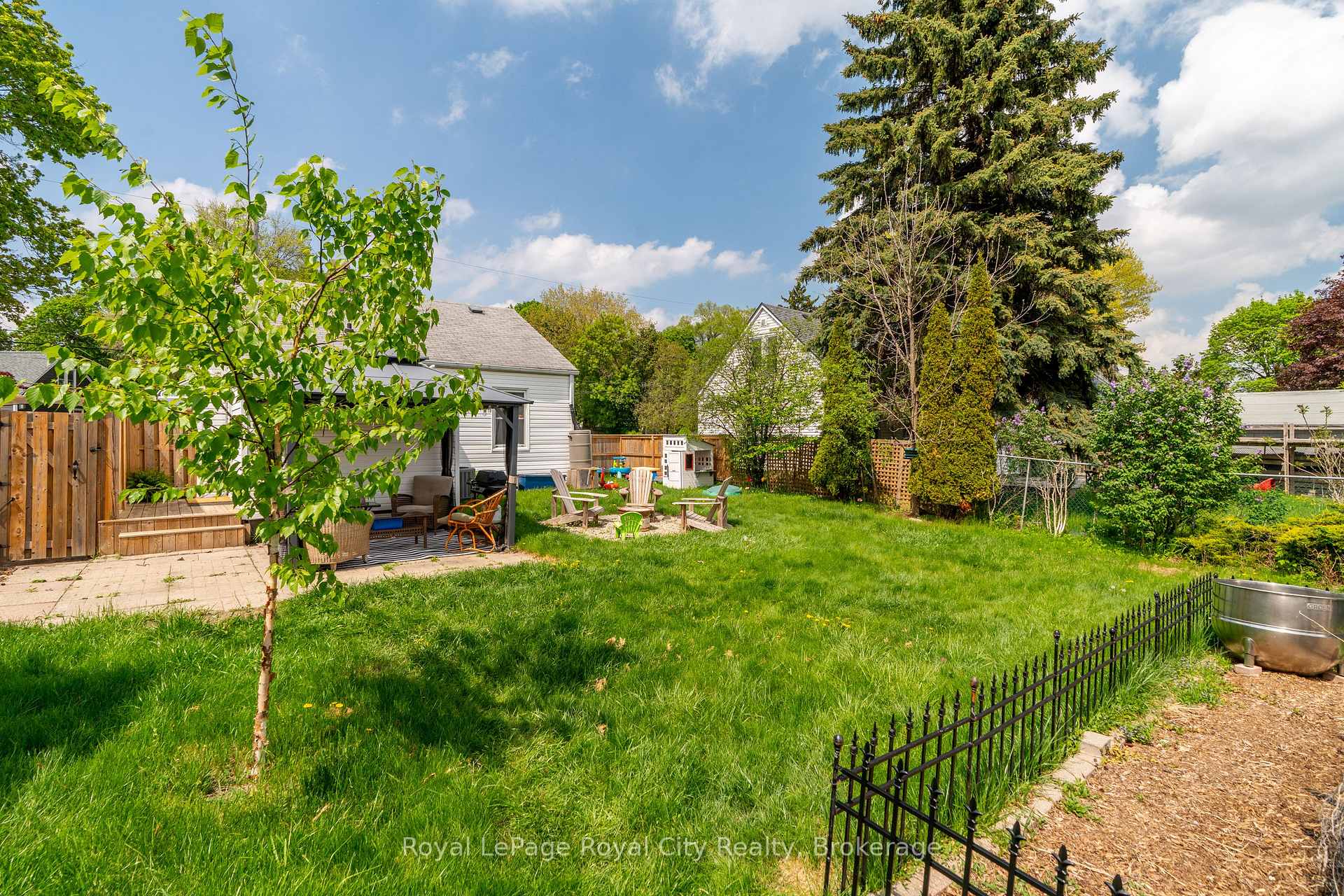 Photo 32 of 113 Memorial Crescent, Guelph, Junction/Onward Willow — HOMEH