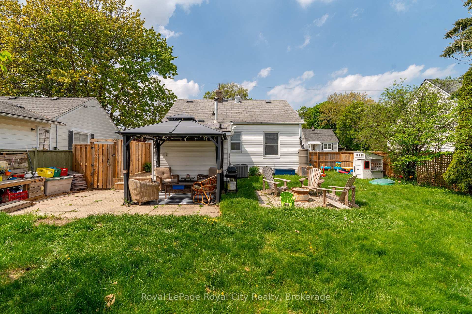 Photo 33 of 113 Memorial Crescent, Guelph, Junction/Onward Willow — HOMEH