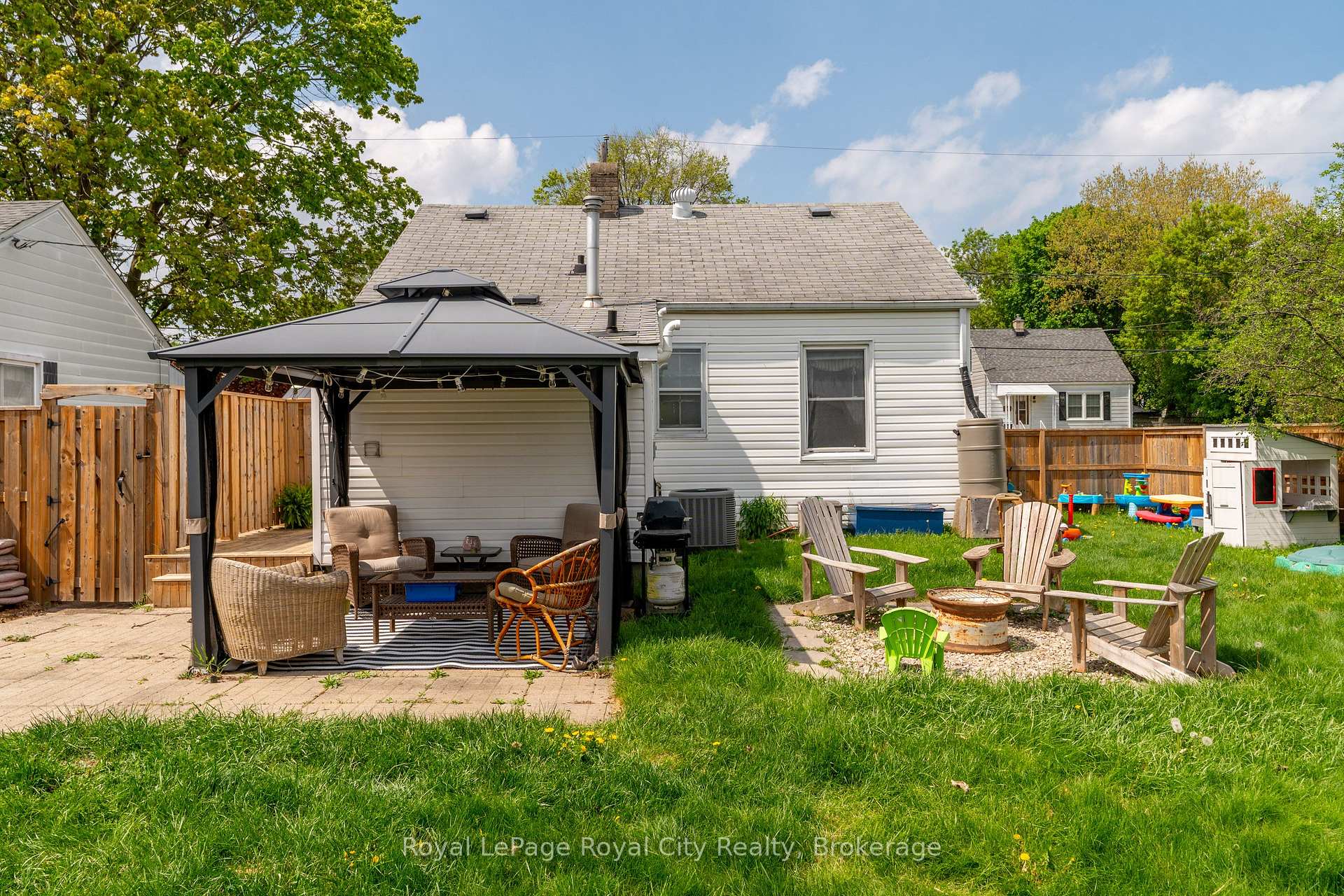 Photo 34 of 113 Memorial Crescent, Guelph, Junction/Onward Willow — HOMEH