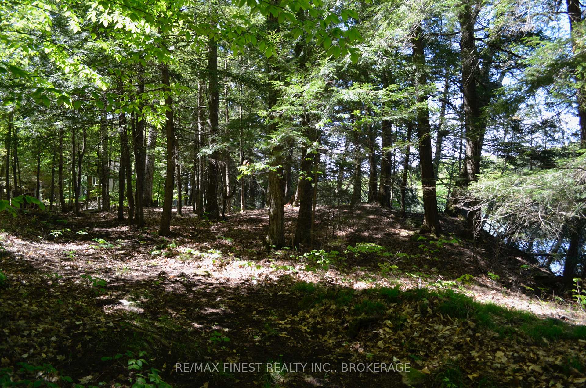 Photo 14 of 734 Sherbrooke Drive, Frontenac, Frontenac South — HOMEH