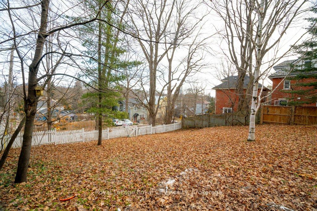 Photo 36 of 128 Dufferin Street, Guelph, Exhibition Park — HOMEH