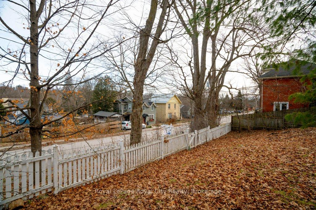 Photo 37 of 128 Dufferin Street, Guelph, Exhibition Park — HOMEH