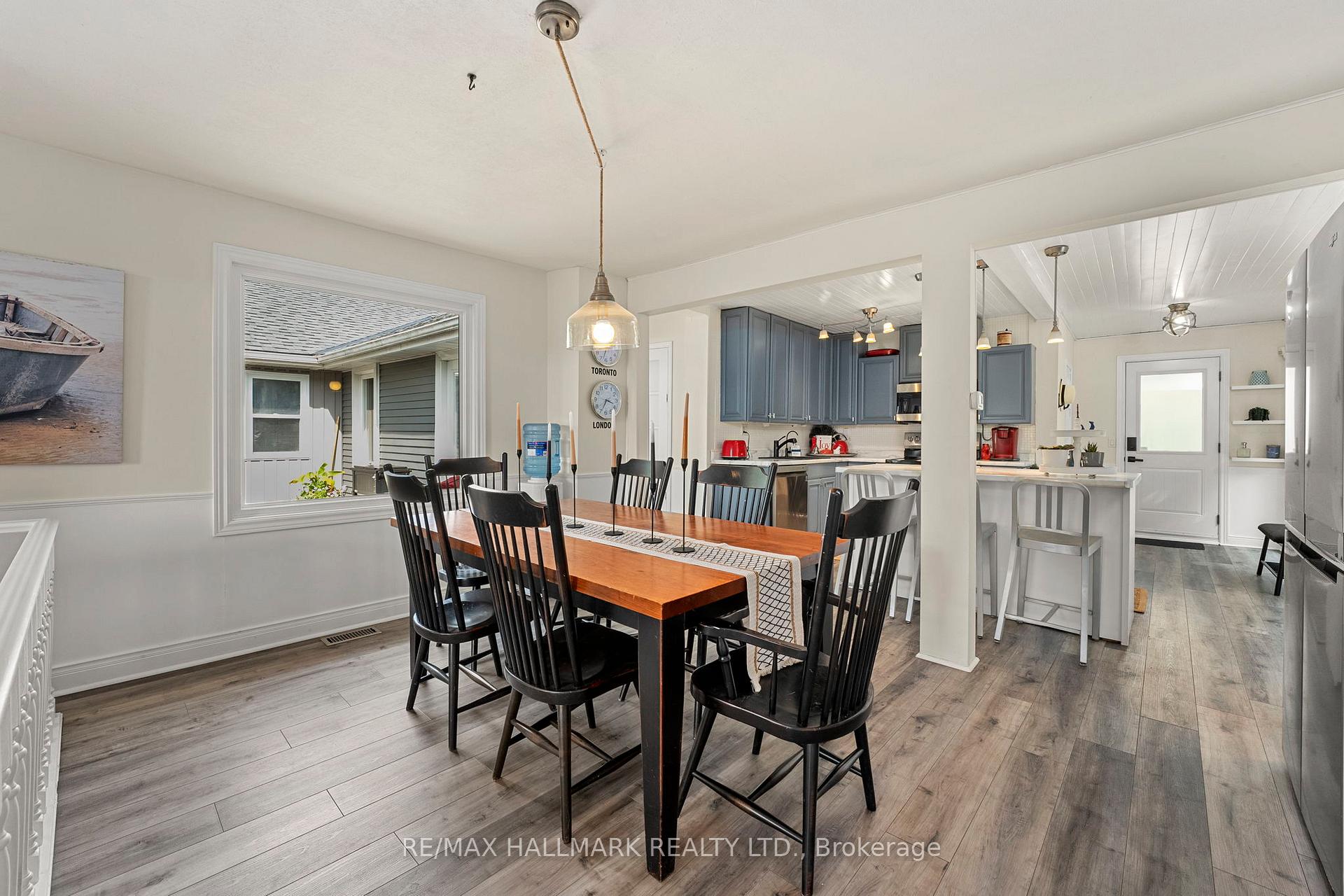Photo 7 of 162 Riverbank Drive, Georgina, Pefferlaw — HOMEH