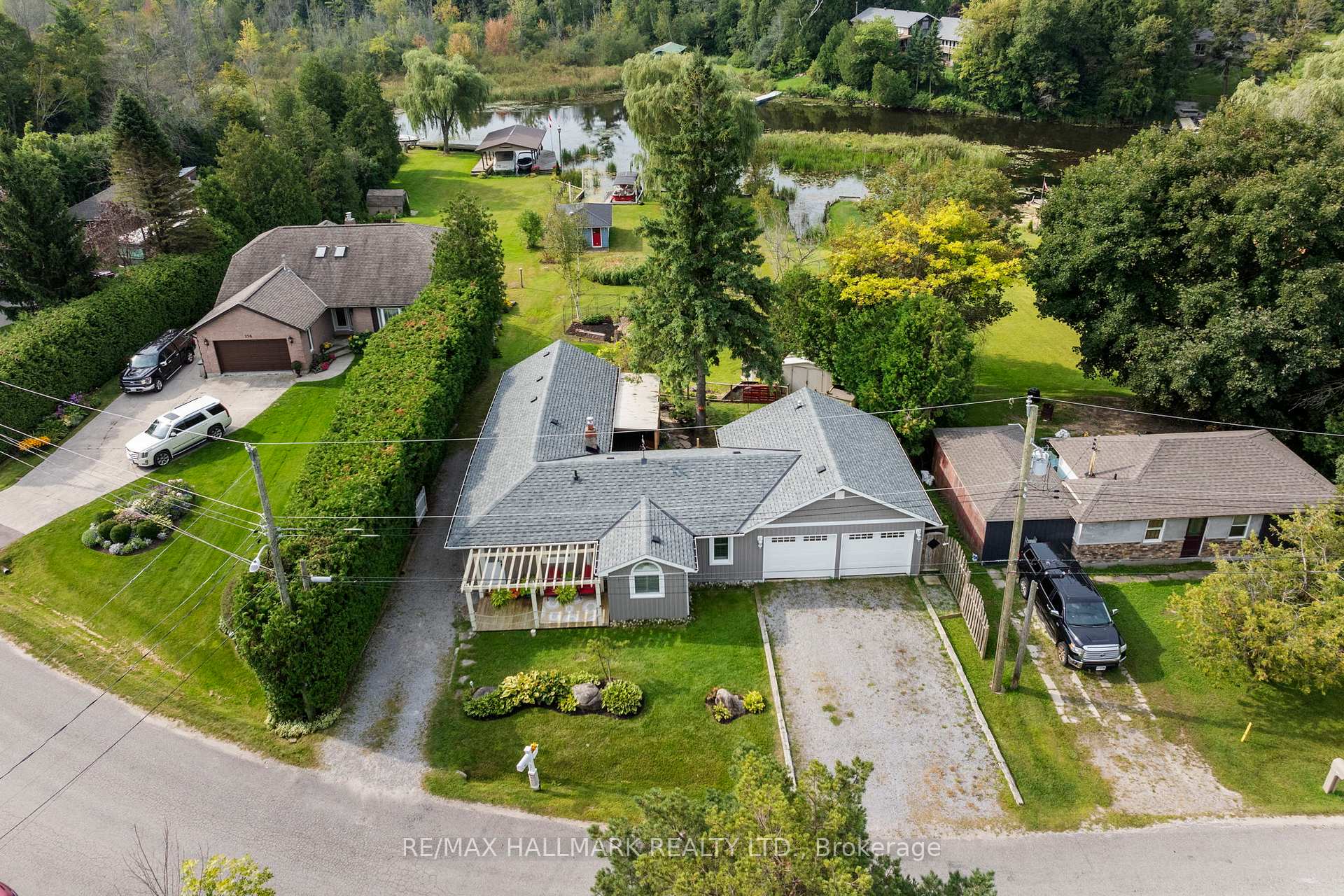Photo 36 of 162 Riverbank Drive, Georgina, Pefferlaw — HOMEH