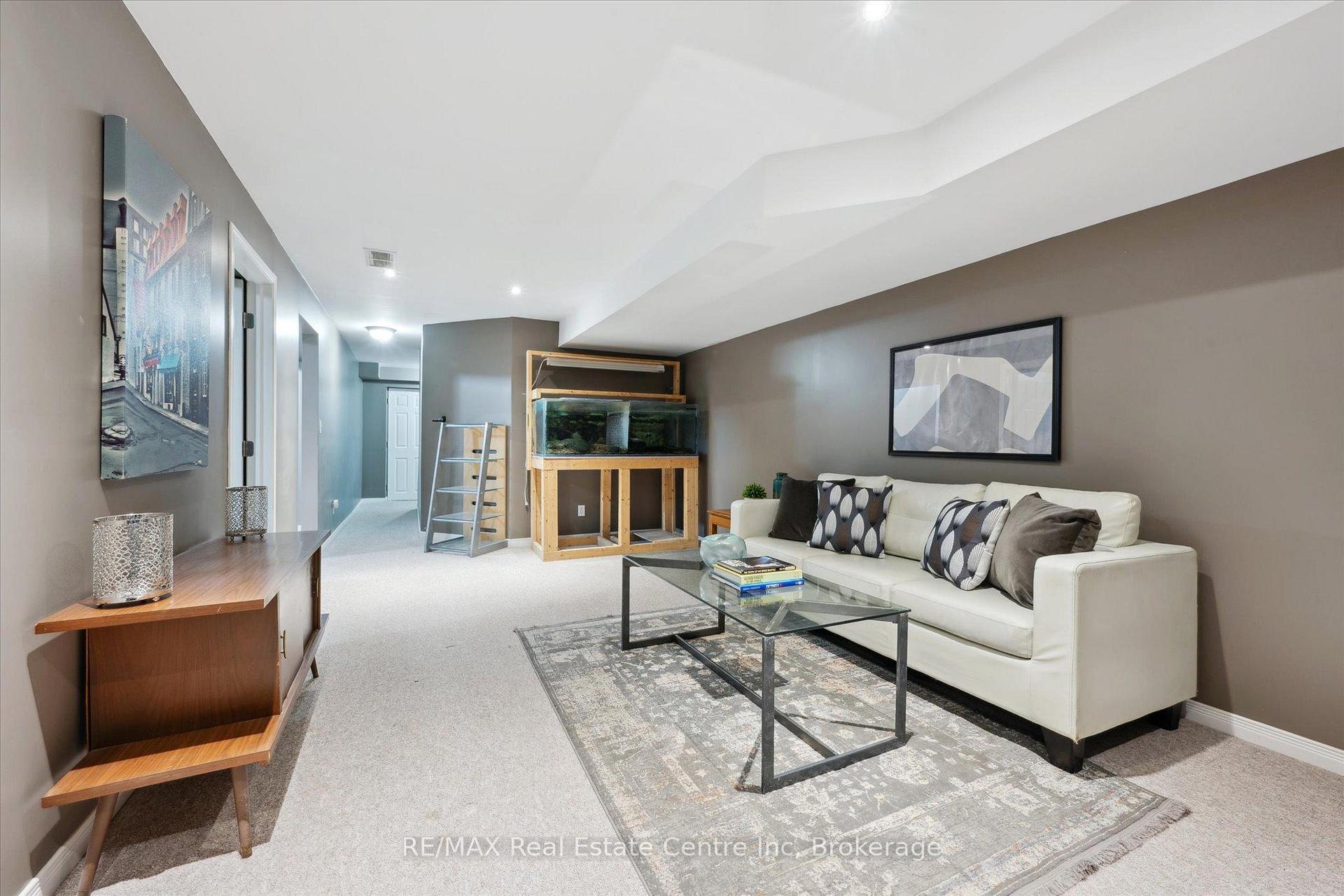 Photo 14 of 16 Bailey Avenue, Guelph, Riverside Park — HOMEH