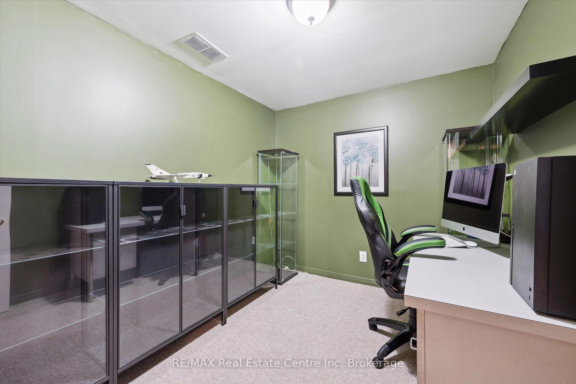 Photo 15 of 16 Bailey Avenue, Guelph, Riverside Park — HOMEH