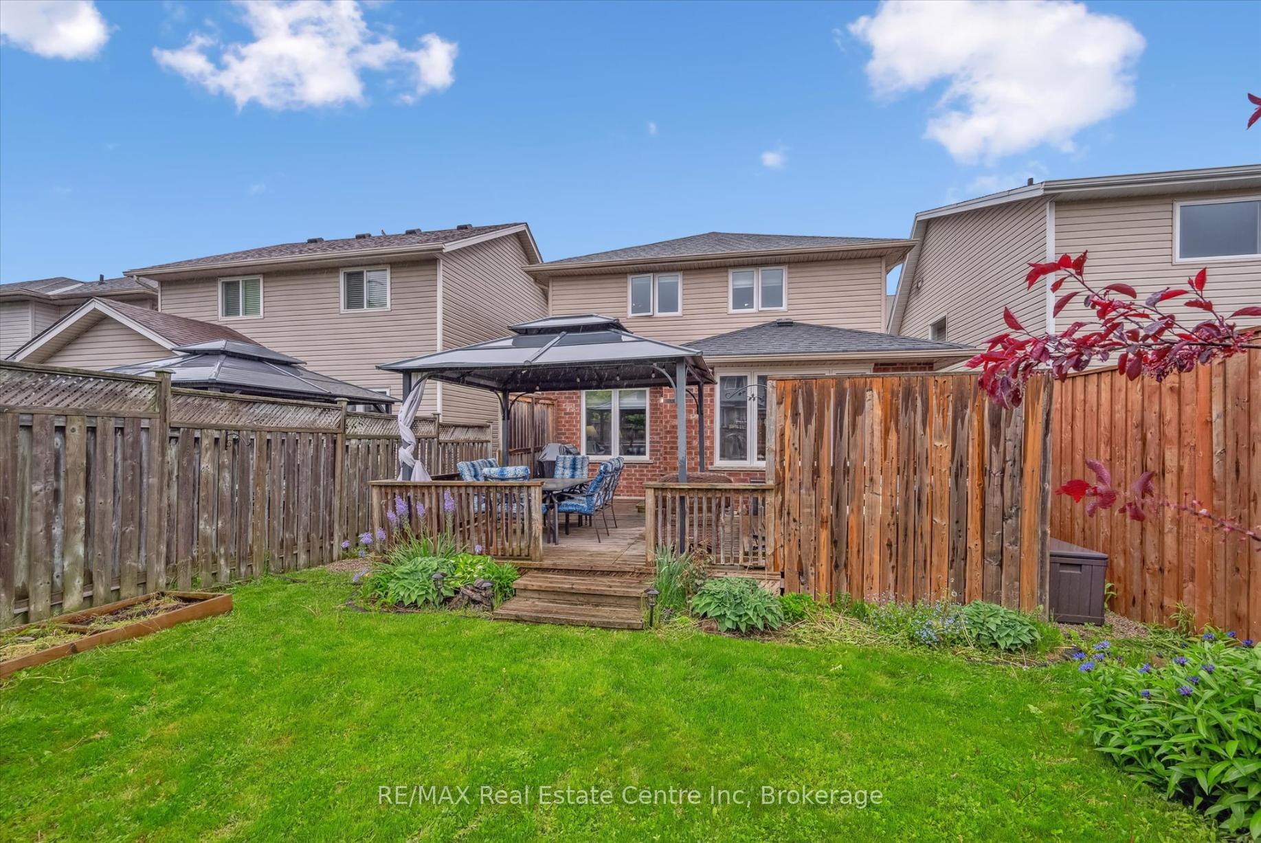 Photo 18 of 16 Bailey Avenue, Guelph, Riverside Park — HOMEH