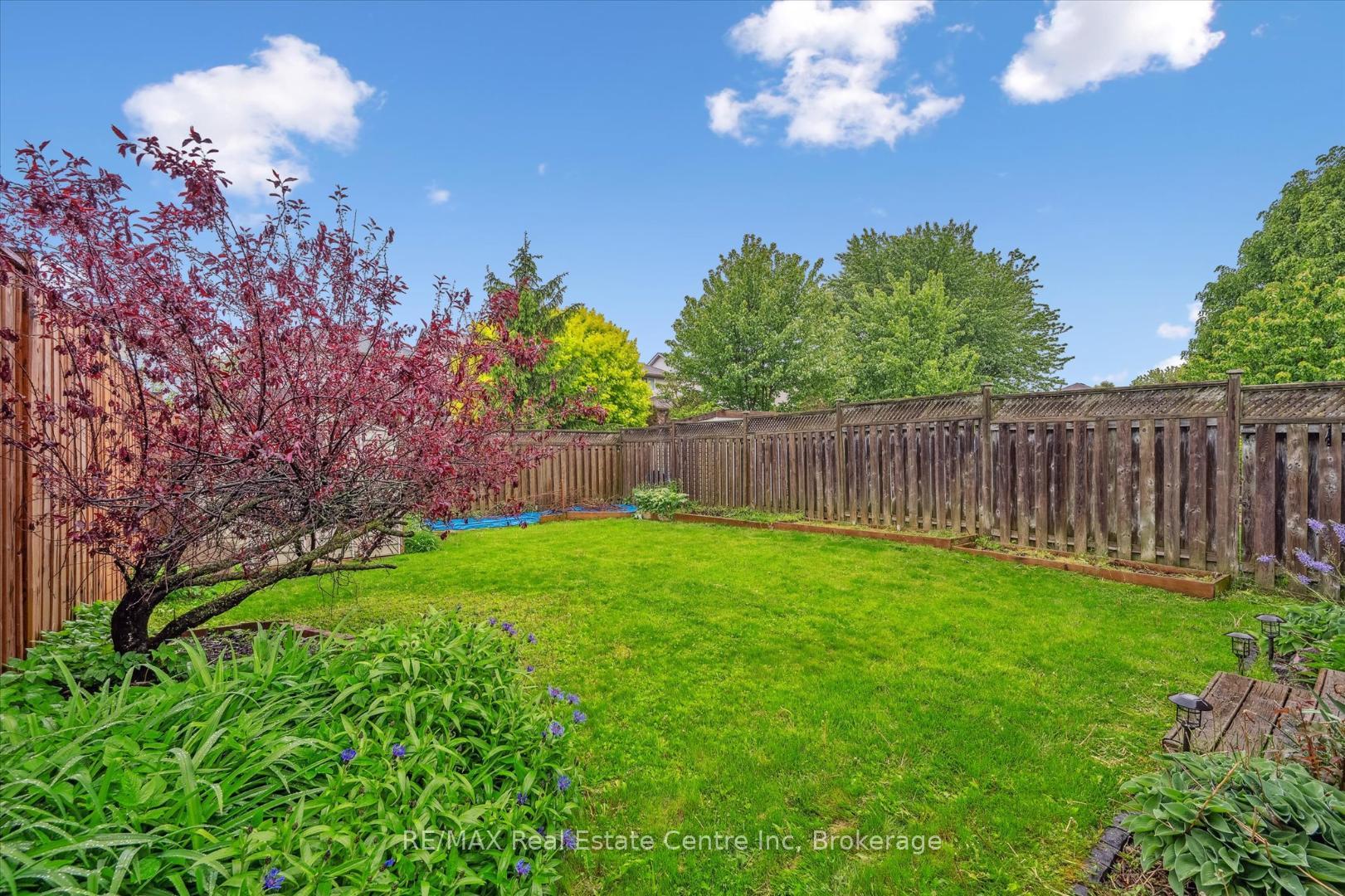 Photo 20 of 16 Bailey Avenue, Guelph, Riverside Park — HOMEH