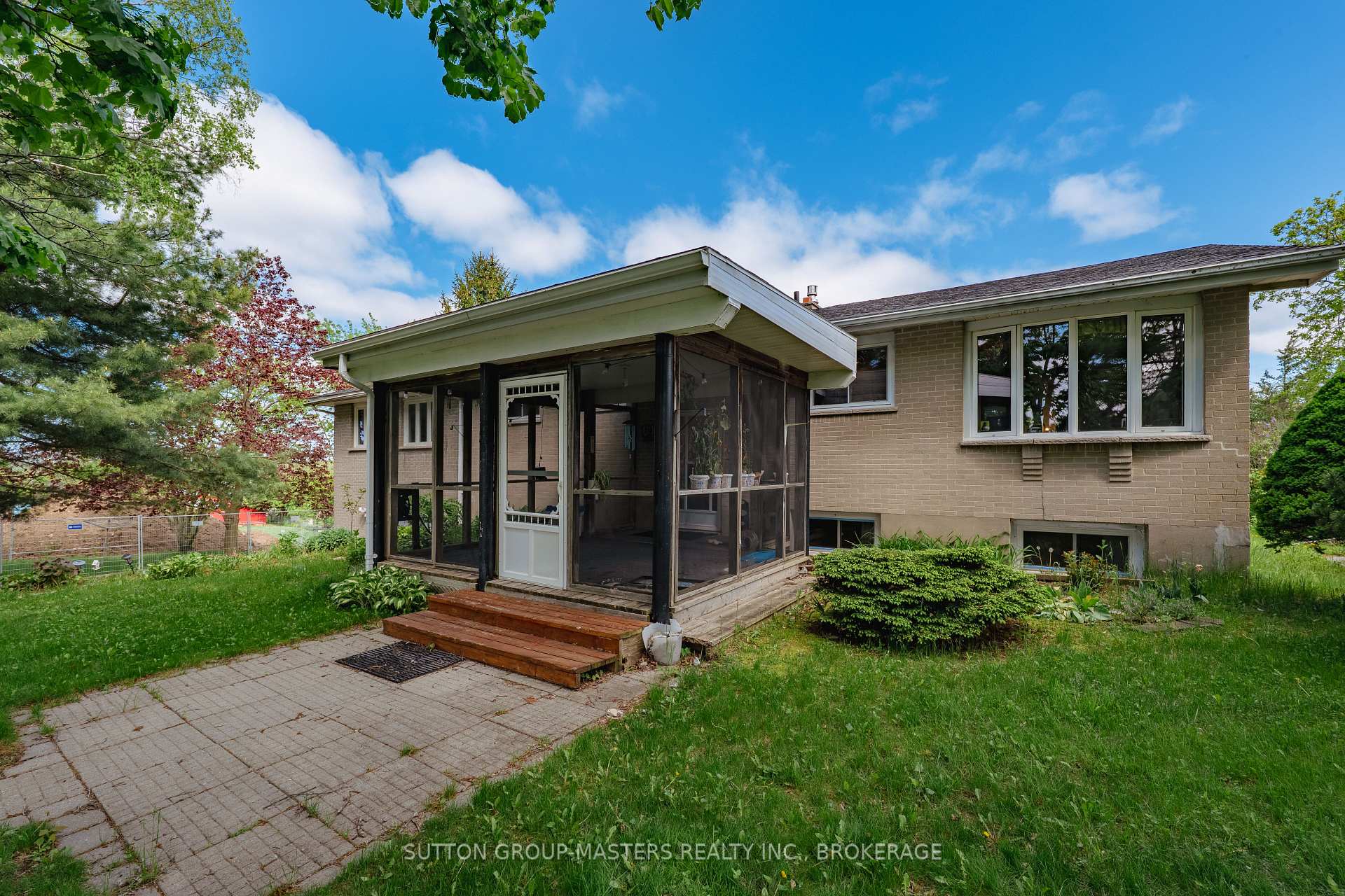 Photo 2 of 2851 Rutledge Road, Frontenac, Frontenac South — HOMEH