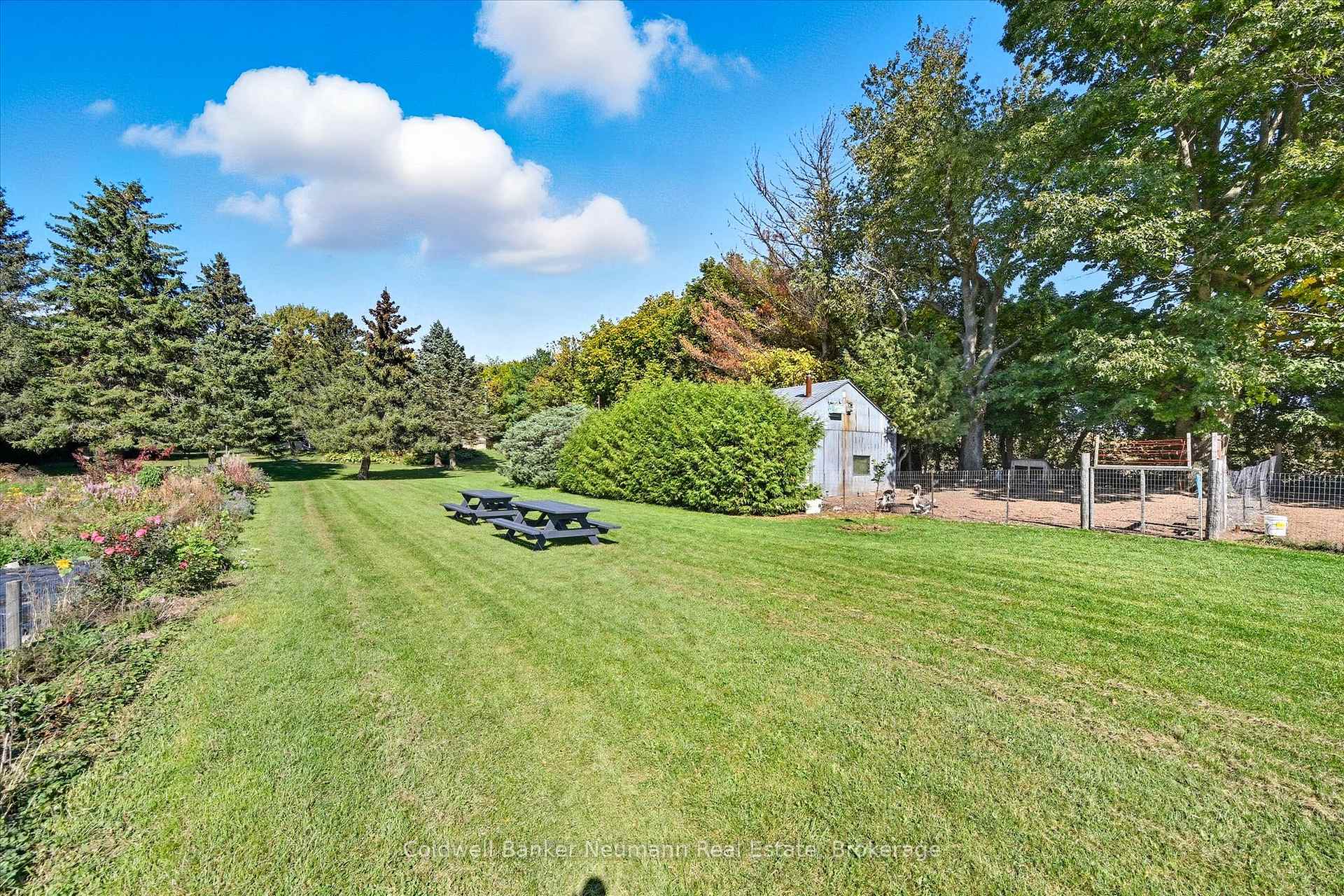 Photo 14 of 1704 2nd Con Road W, Hamilton, Rural Flamborough — HOMEH