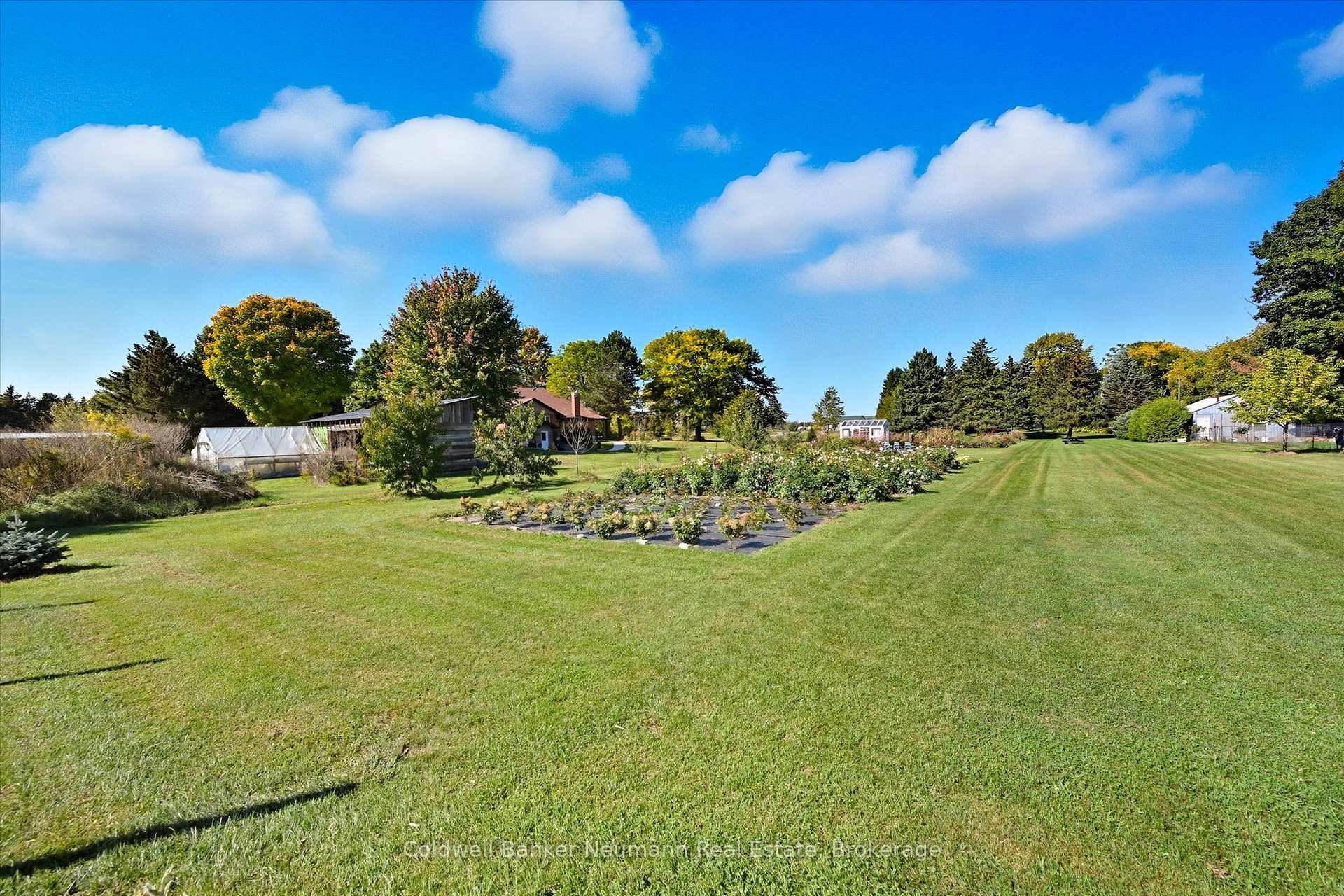Photo 17 of 1704 2nd Con Road W, Hamilton, Rural Flamborough — HOMEH