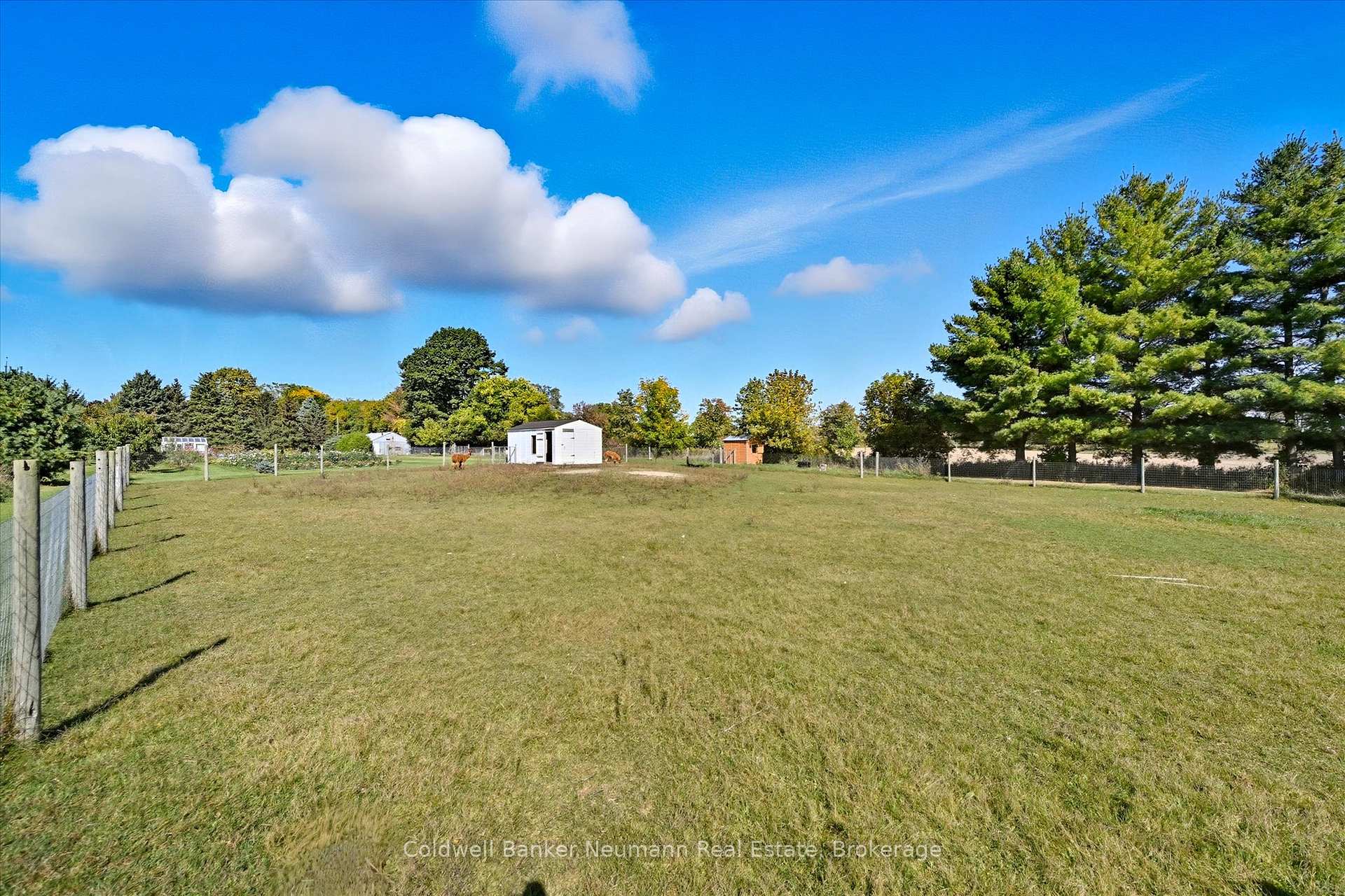 Photo 18 of 1704 2nd Con Road W, Hamilton, Rural Flamborough — HOMEH