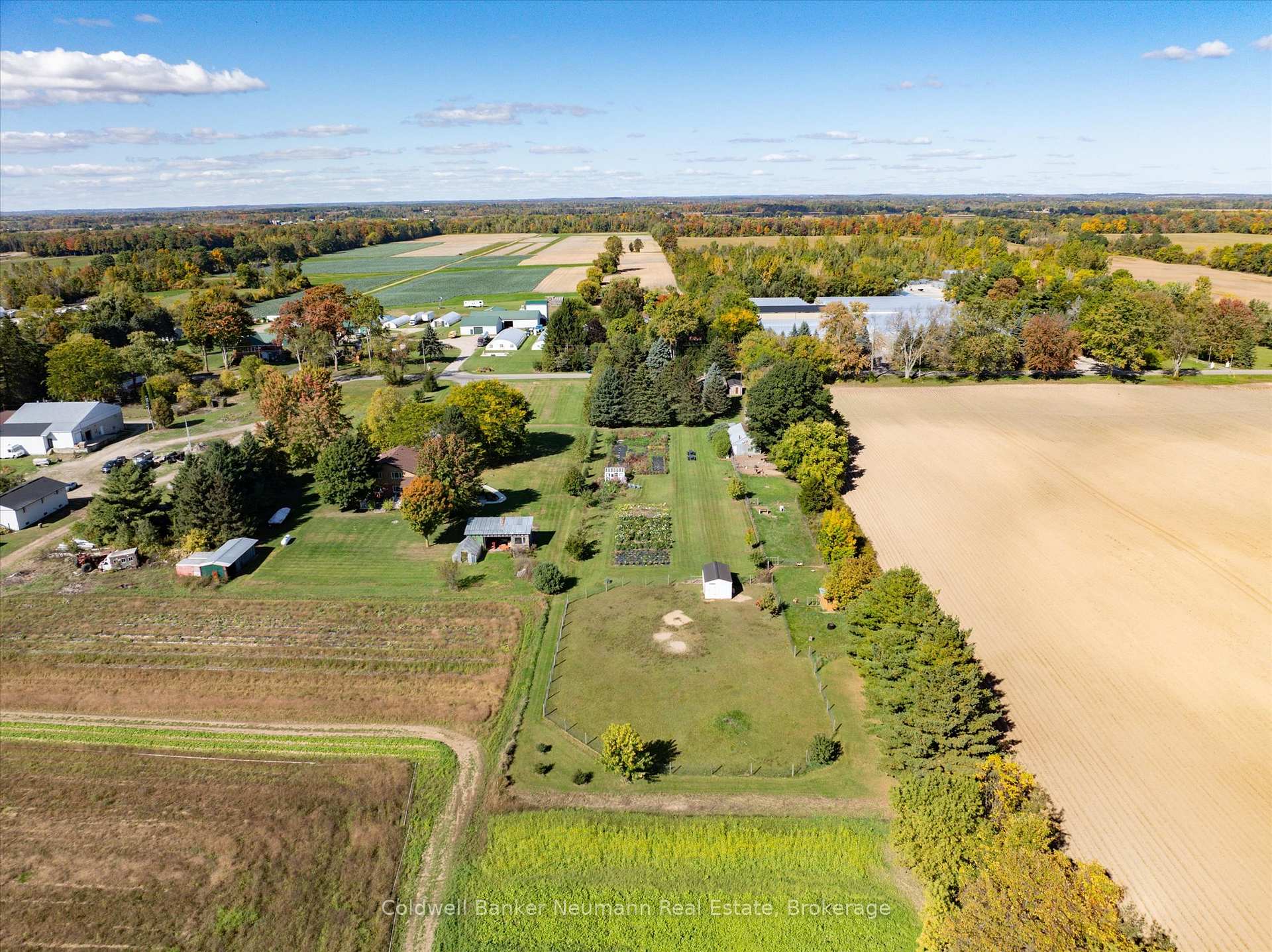 Photo 29 of 1704 2nd Con Road W, Hamilton, Rural Flamborough — HOMEH