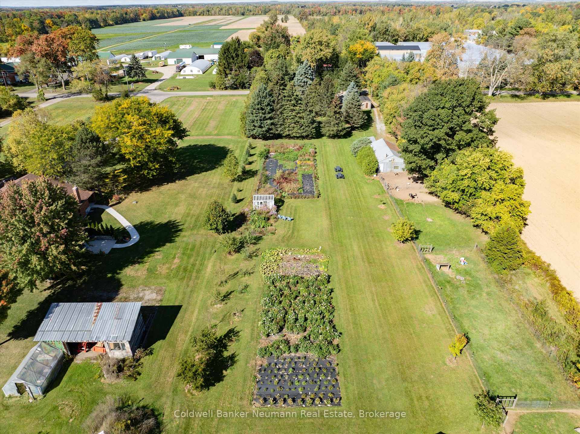 Photo 31 of 1704 2nd Con Road W, Hamilton, Rural Flamborough — HOMEH